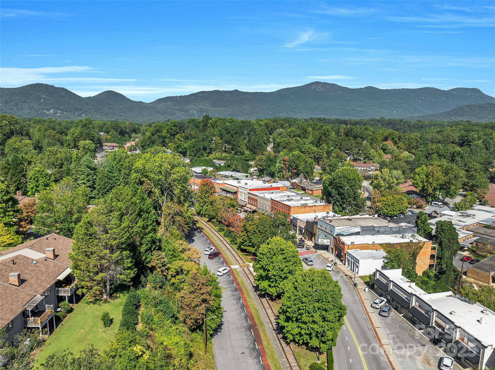 Oak Hall - Residential