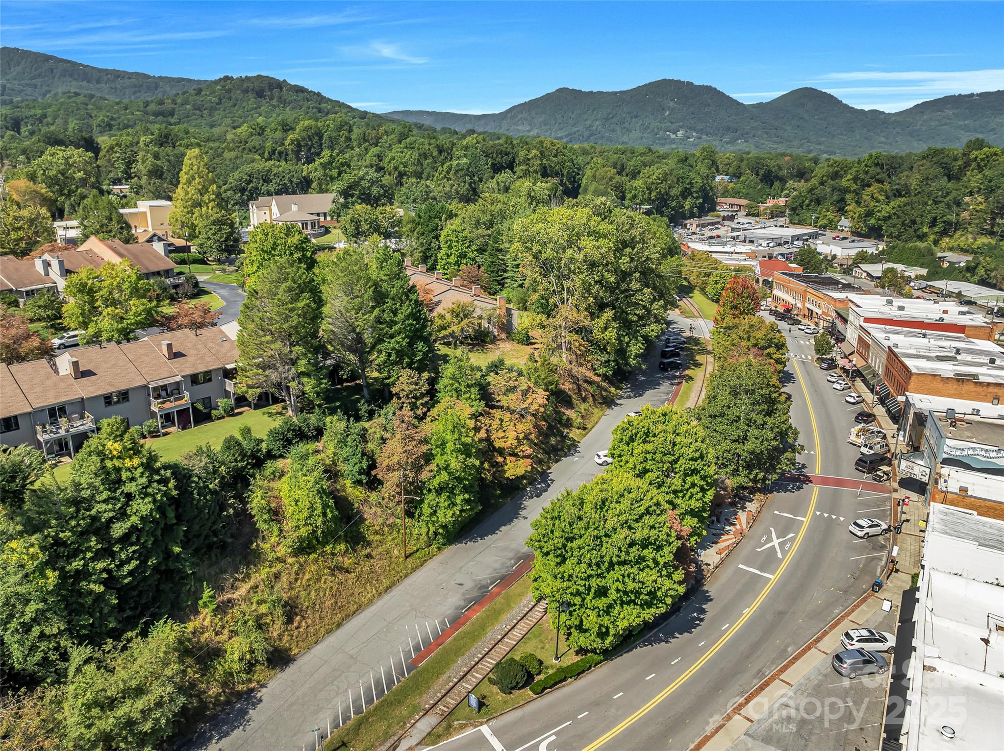 Oak Hall - Residential