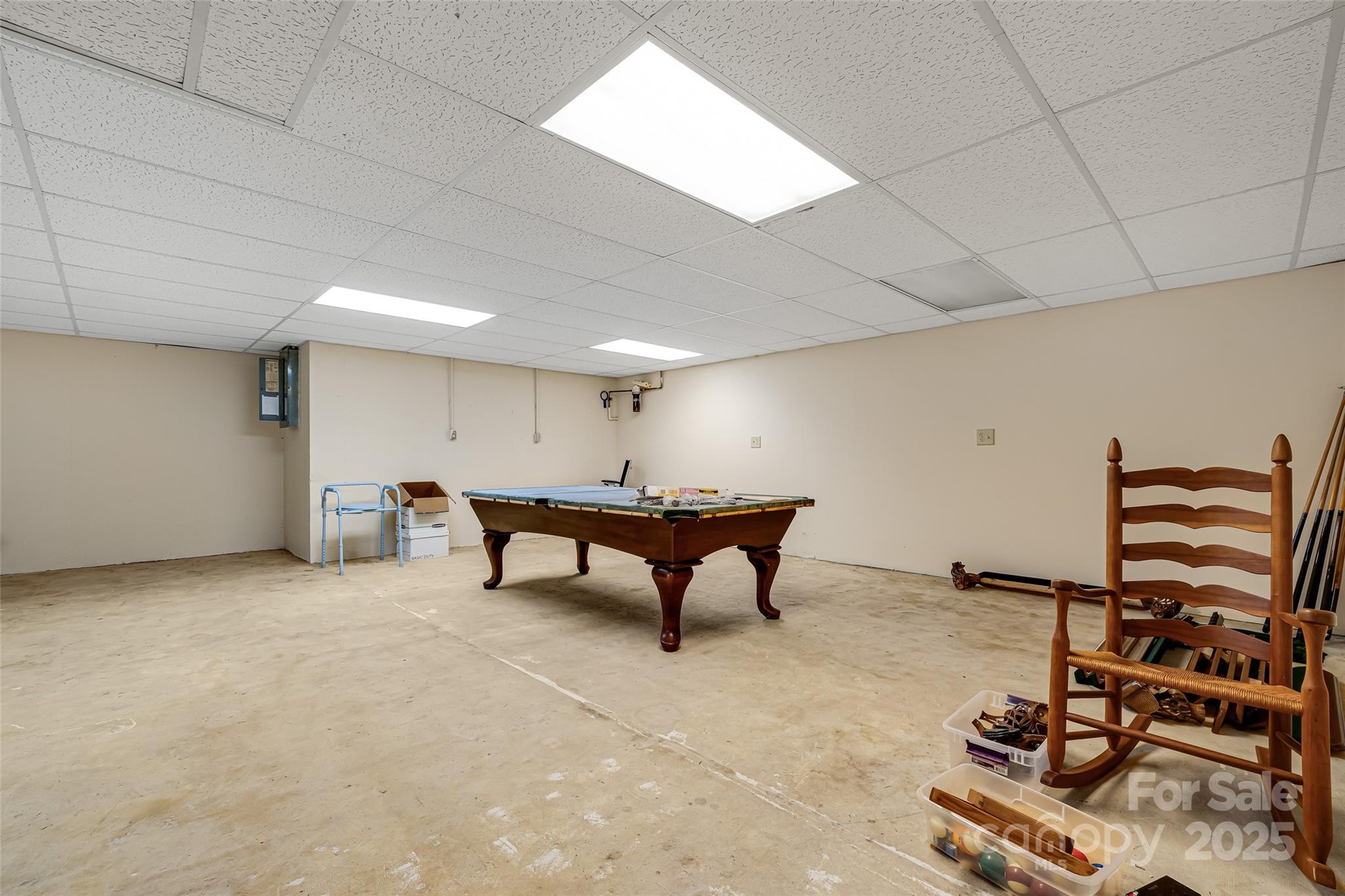 Oak Hall - Residential