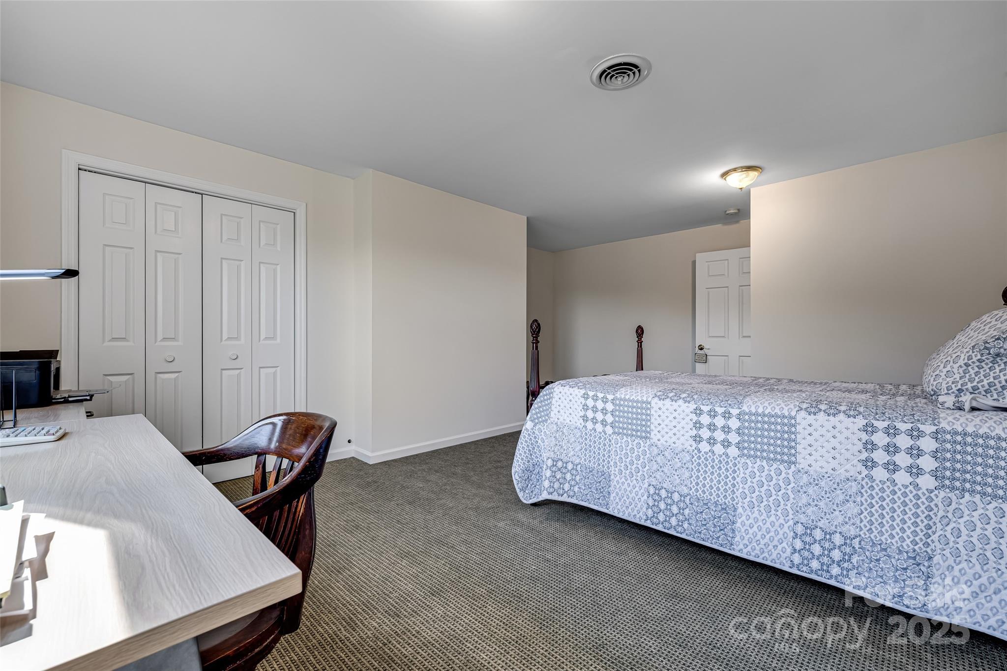 Oak Hall - Residential