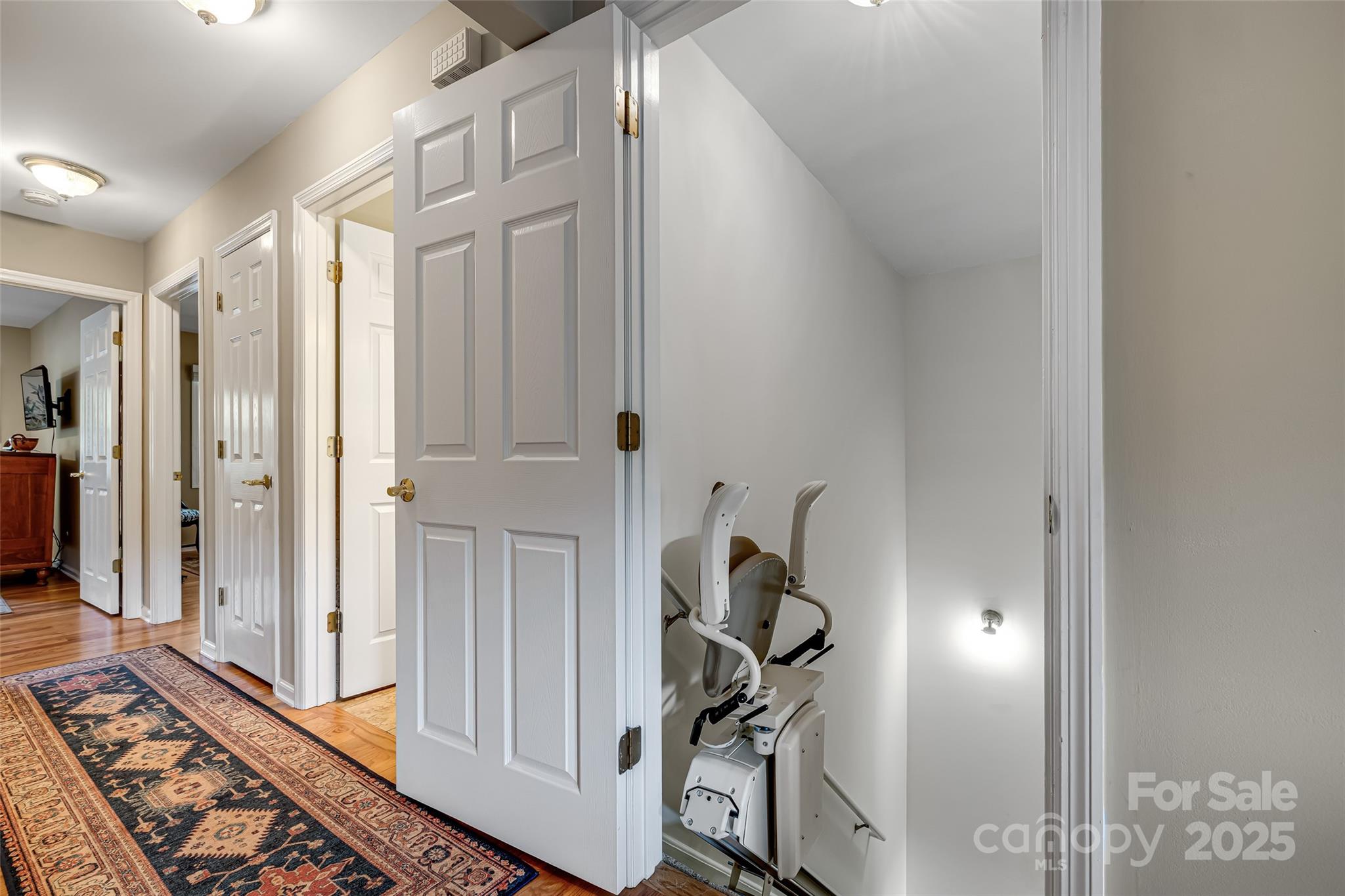 Oak Hall - Residential