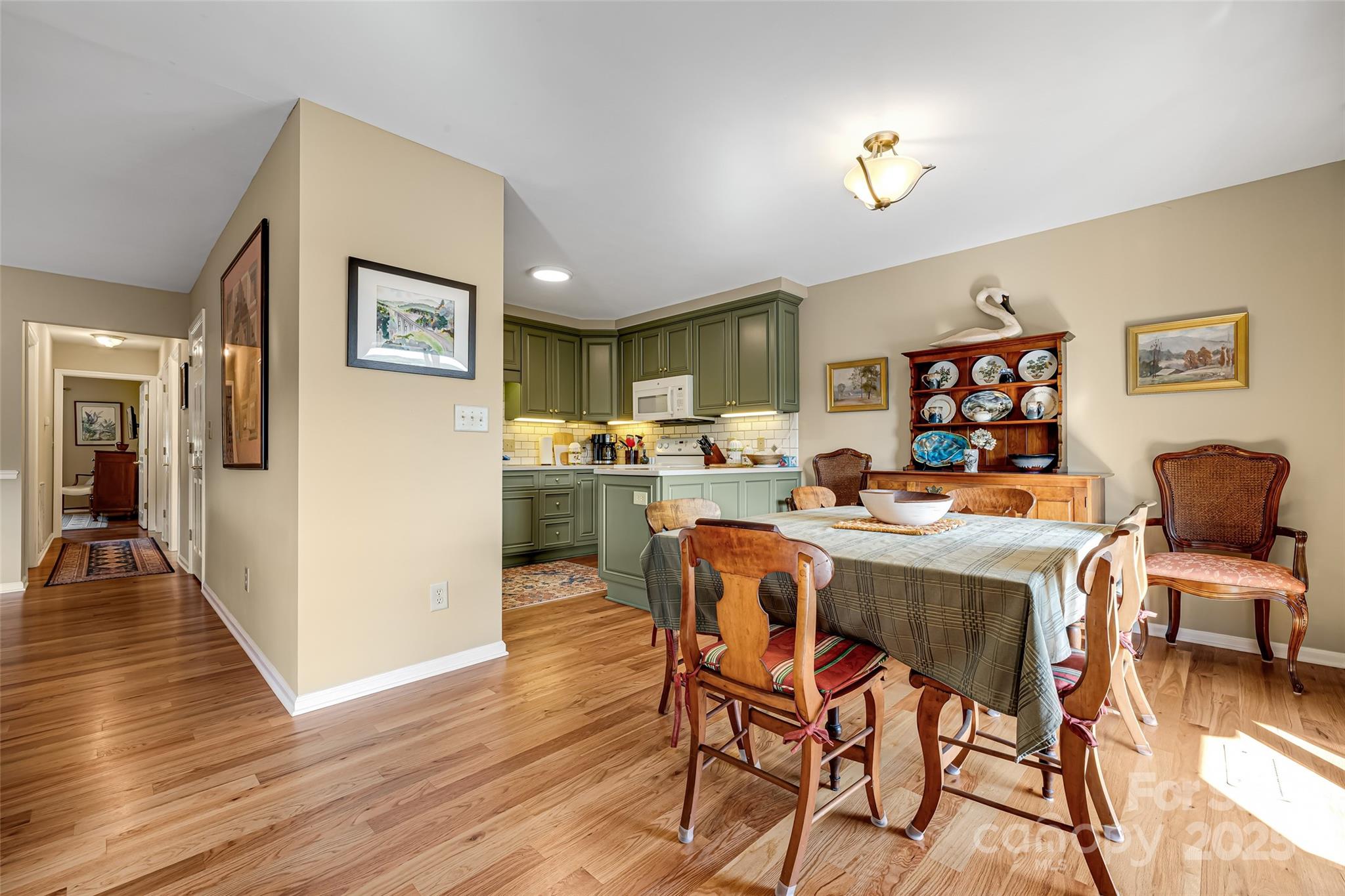 Oak Hall - Residential