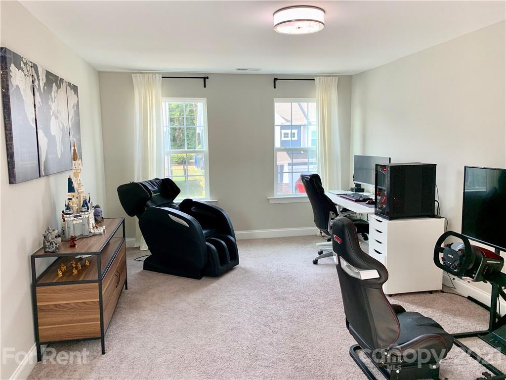 Oakland Pointe - Residential Lease