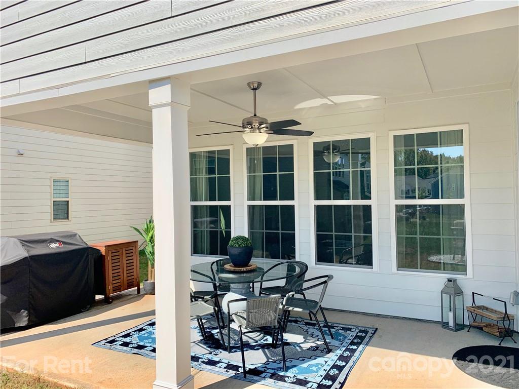 Oakland Pointe - Residential Lease