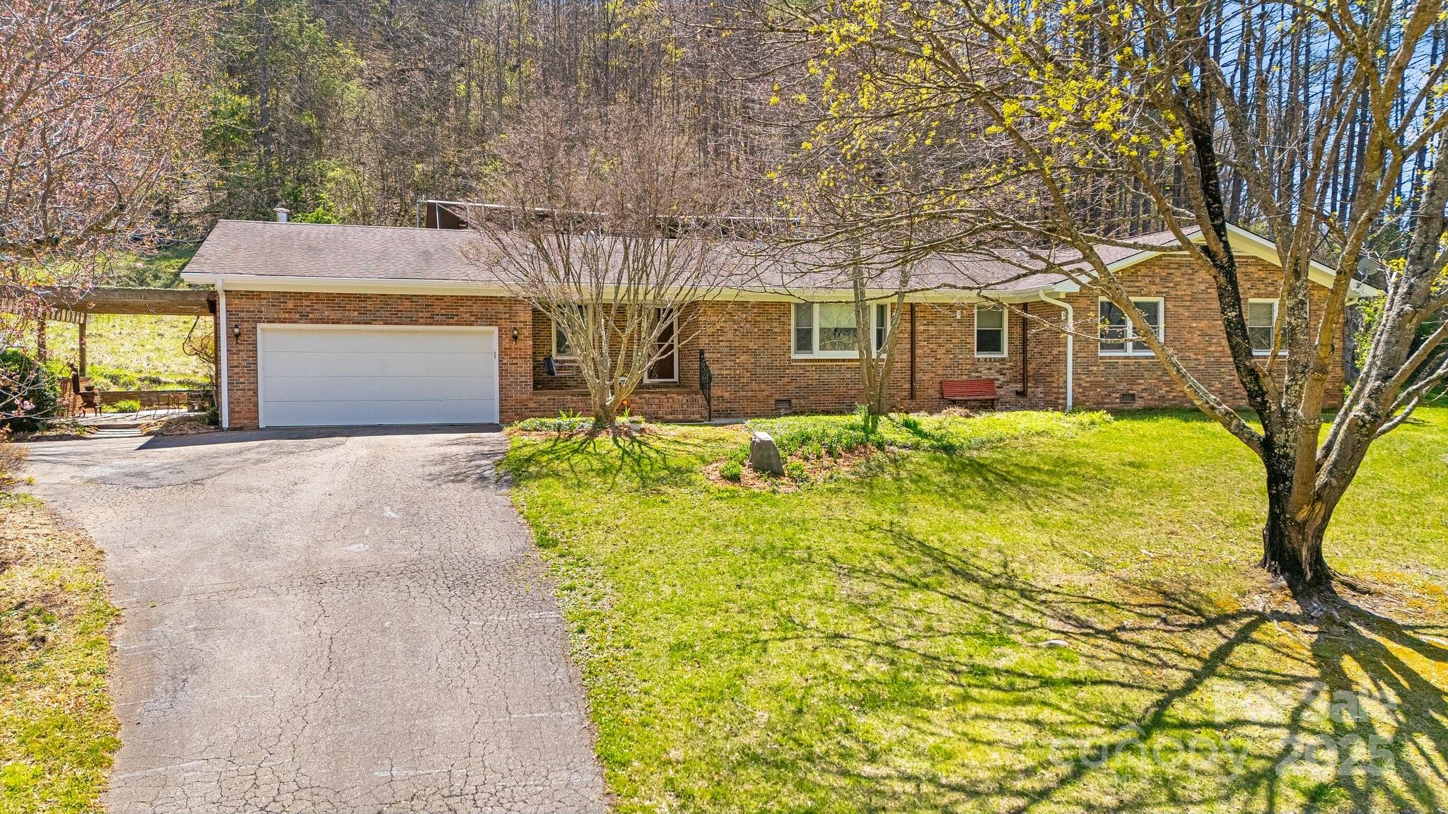 6334 Jacks Creek Road