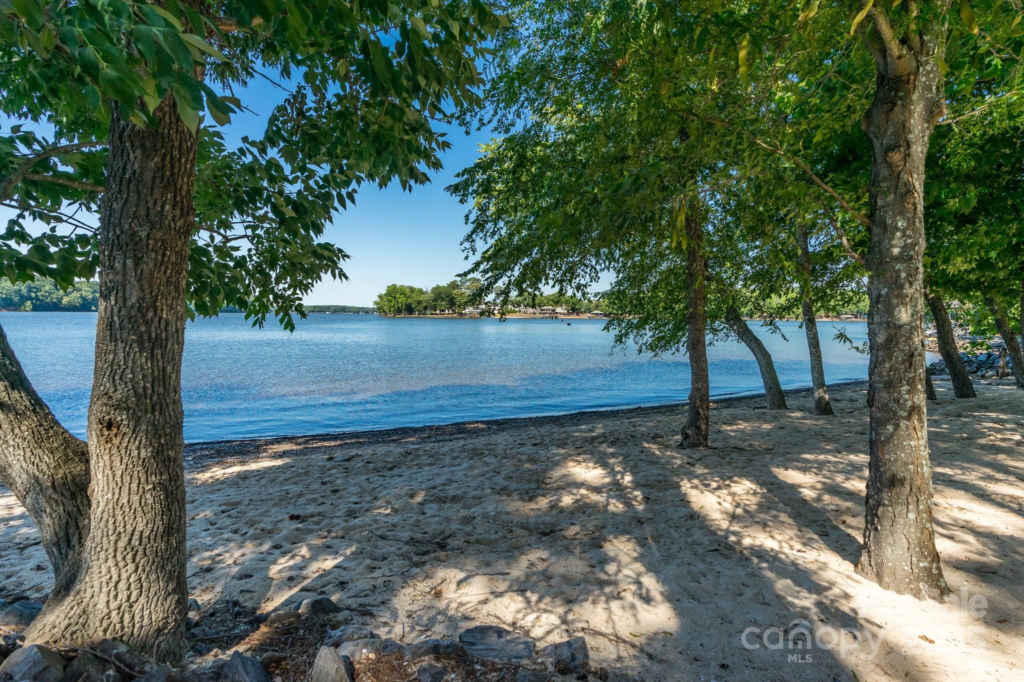 Reflection Pointe - Land