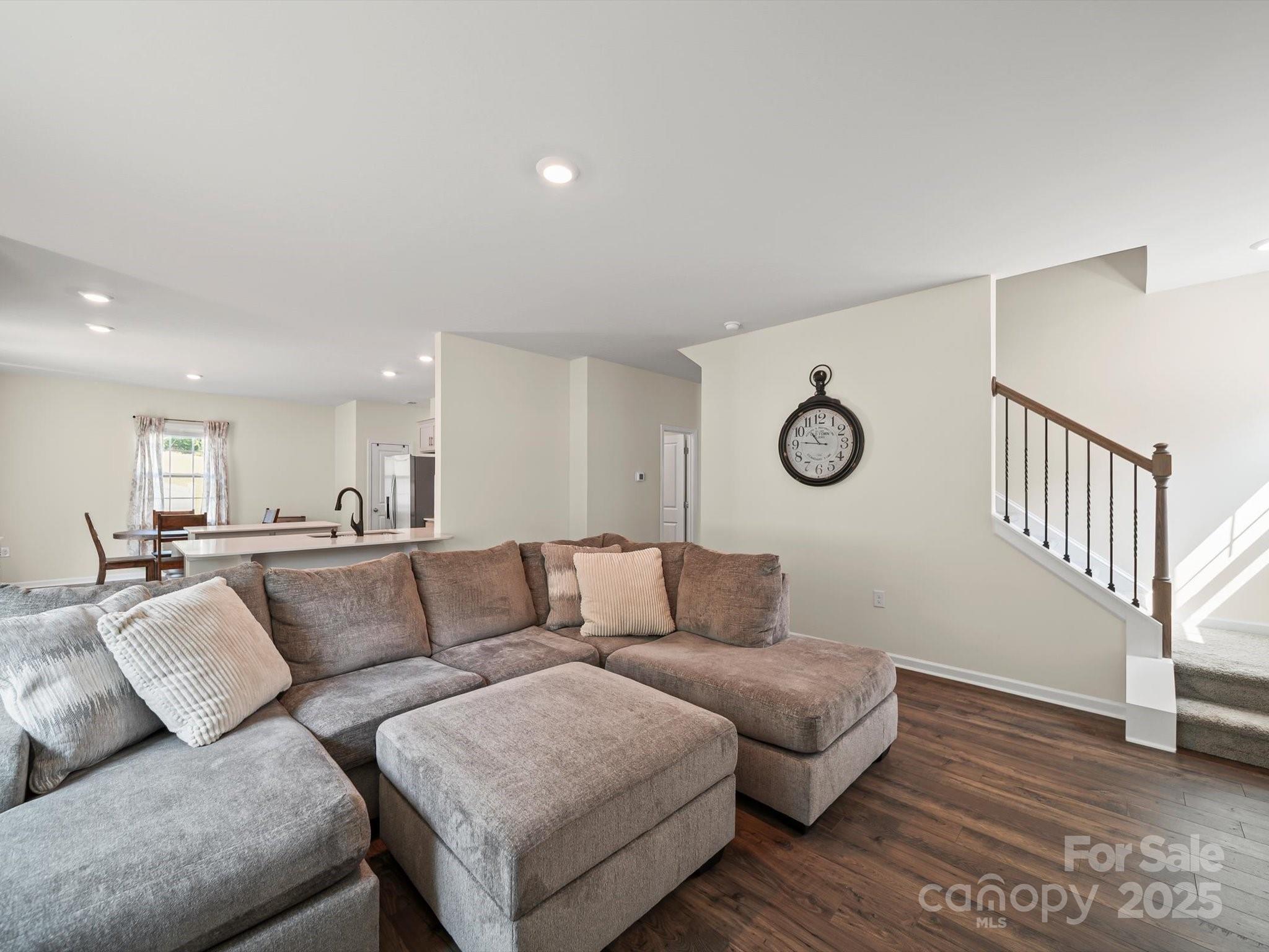 Crossroads - Residential