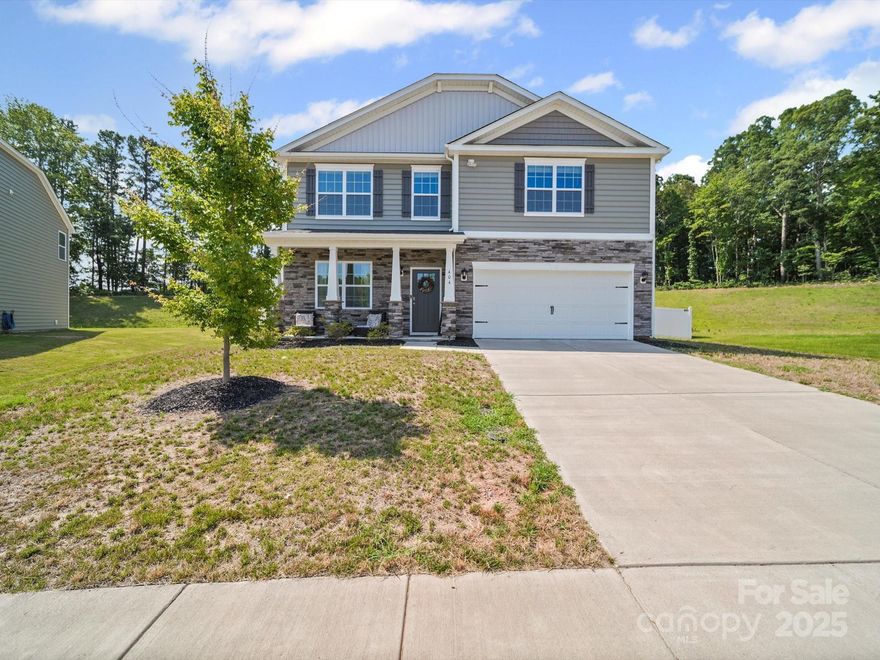 Step into style and space with this stunning 2-story, 4-bedroom home featuring a versatile loft and 2.5 baths, nestled on a premium 0.32-acre lot with a full privacy fence. The main level boasts rich wood laminate flooring throughout, a spacious flex room perfect for a home office, and a generous family room with an elegant electric fireplace. Entertain effortlessly in the gourmet kitchen, complete with quartz countertops, a large center island, bar seating, stainless steel appliances, and abundant cabinet space. Upstairs, the vaulted-ceiling primary suite offers a tranquil retreat, featuring a spa-like ensuite with dual vanities, walk-in shower, and expansive walk-in closet.
Each secondary bedroom includes its own walk-in closet, and the upper-level loft adds an extra layer of functionality—ideal for a playroom, media space, or reading nook.
Located in a community rich with amenities, you'll enjoy an outdoor pool, cabana, playground, and walking trails right at your doorstep.