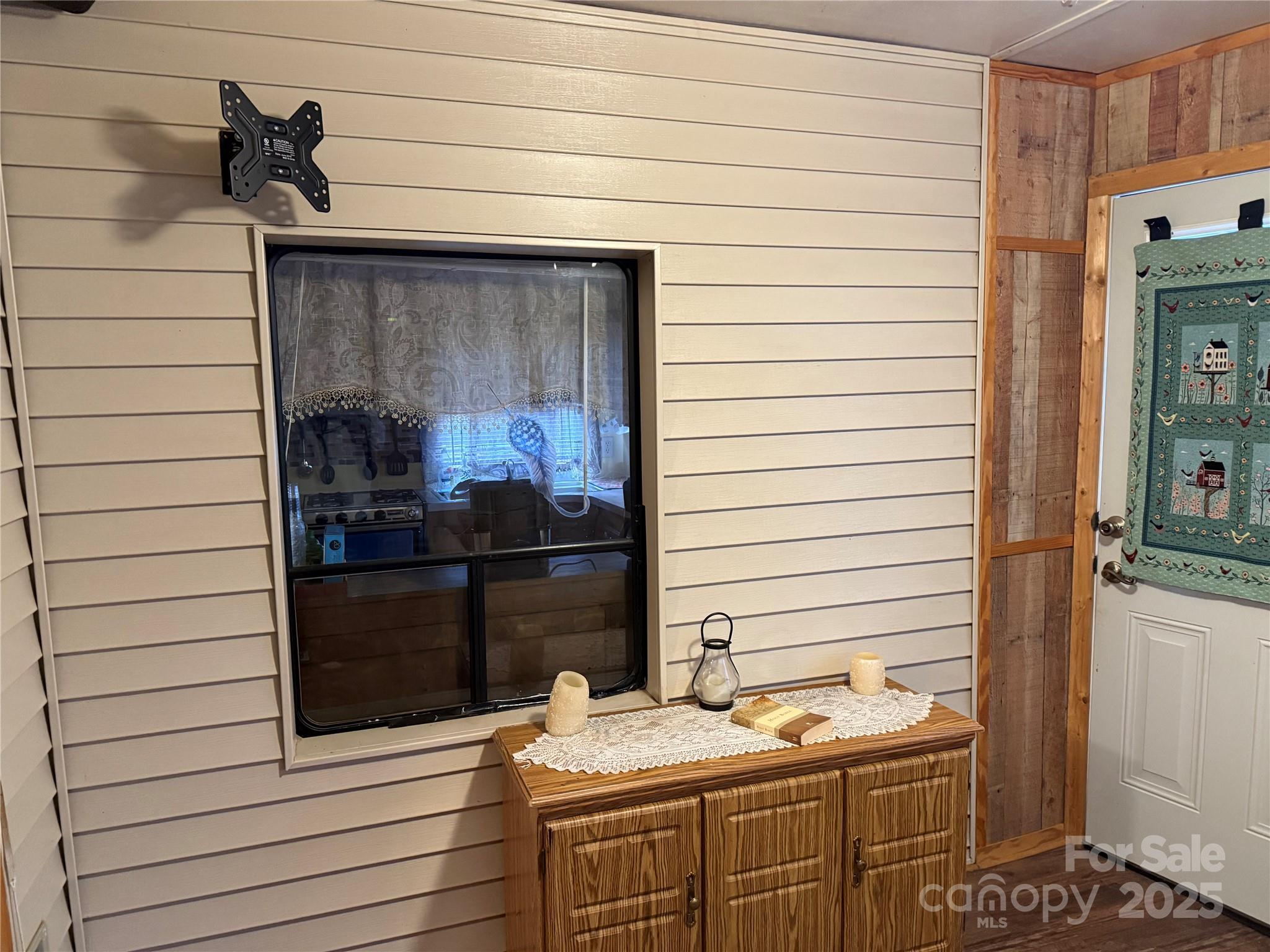 Twin Harbor - Residential