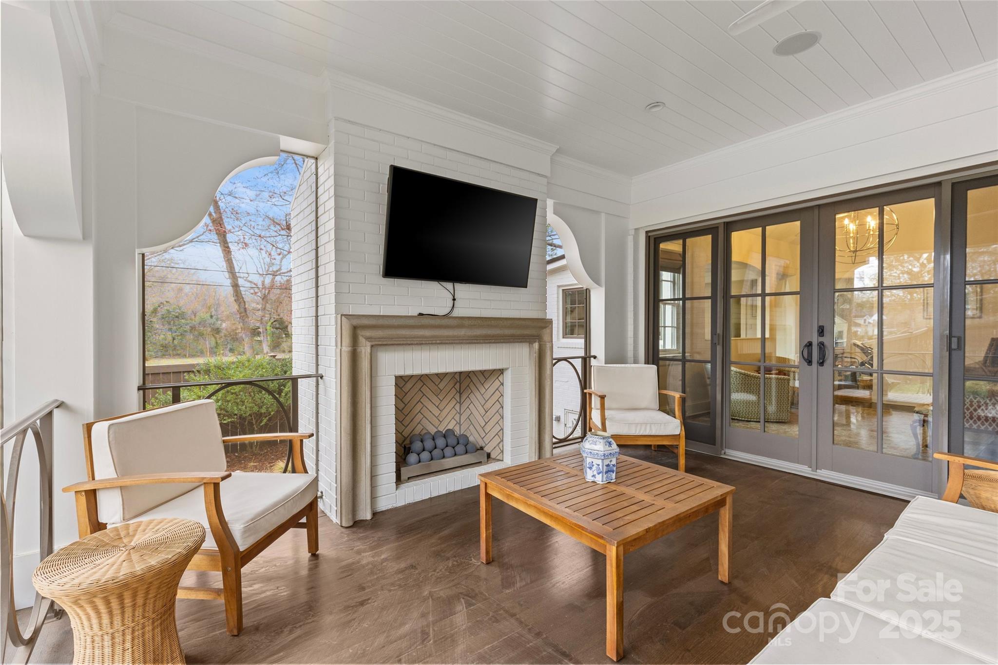 Myers Park - Residential