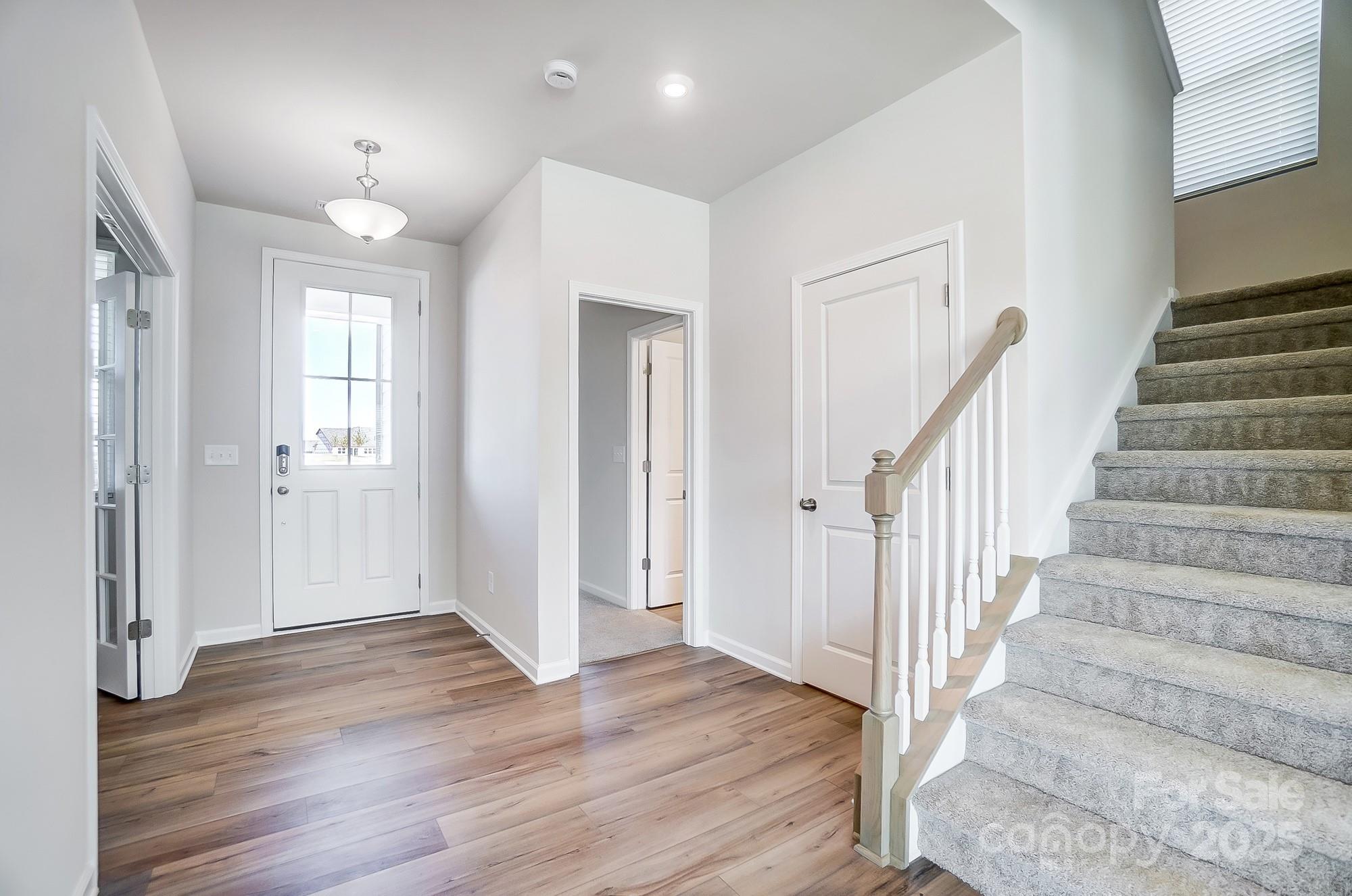 2505 Crimson Way