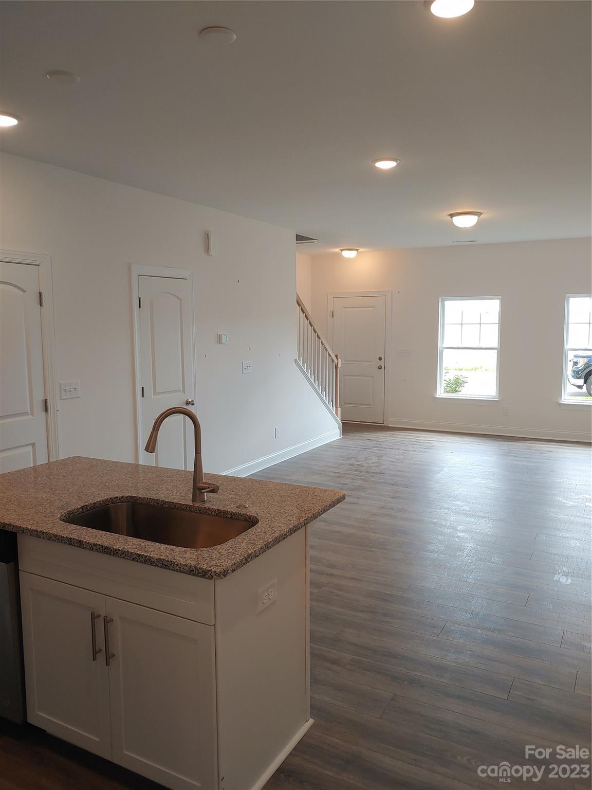 Hawks Ridge - Residential