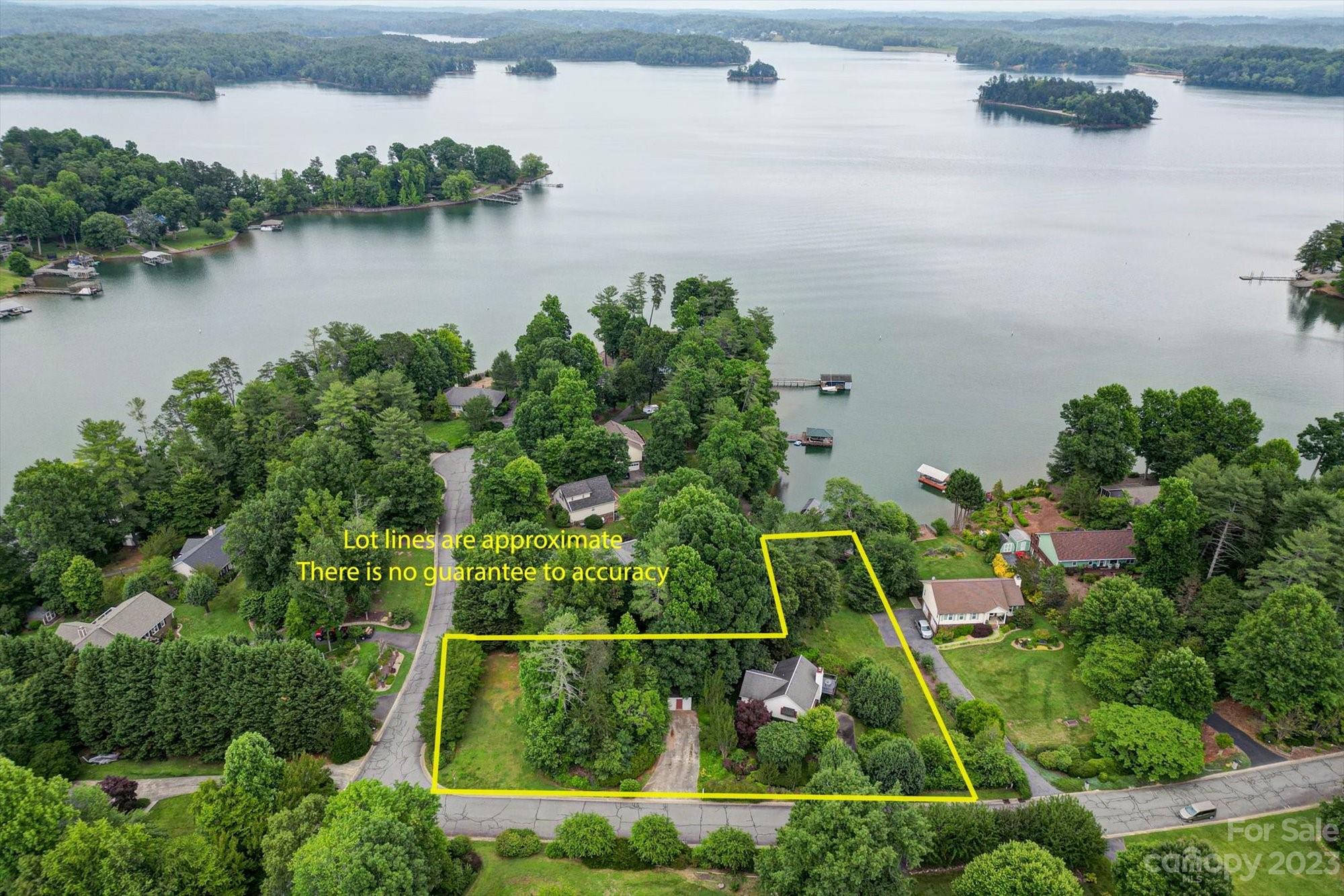 Laurel Pointe - Residential