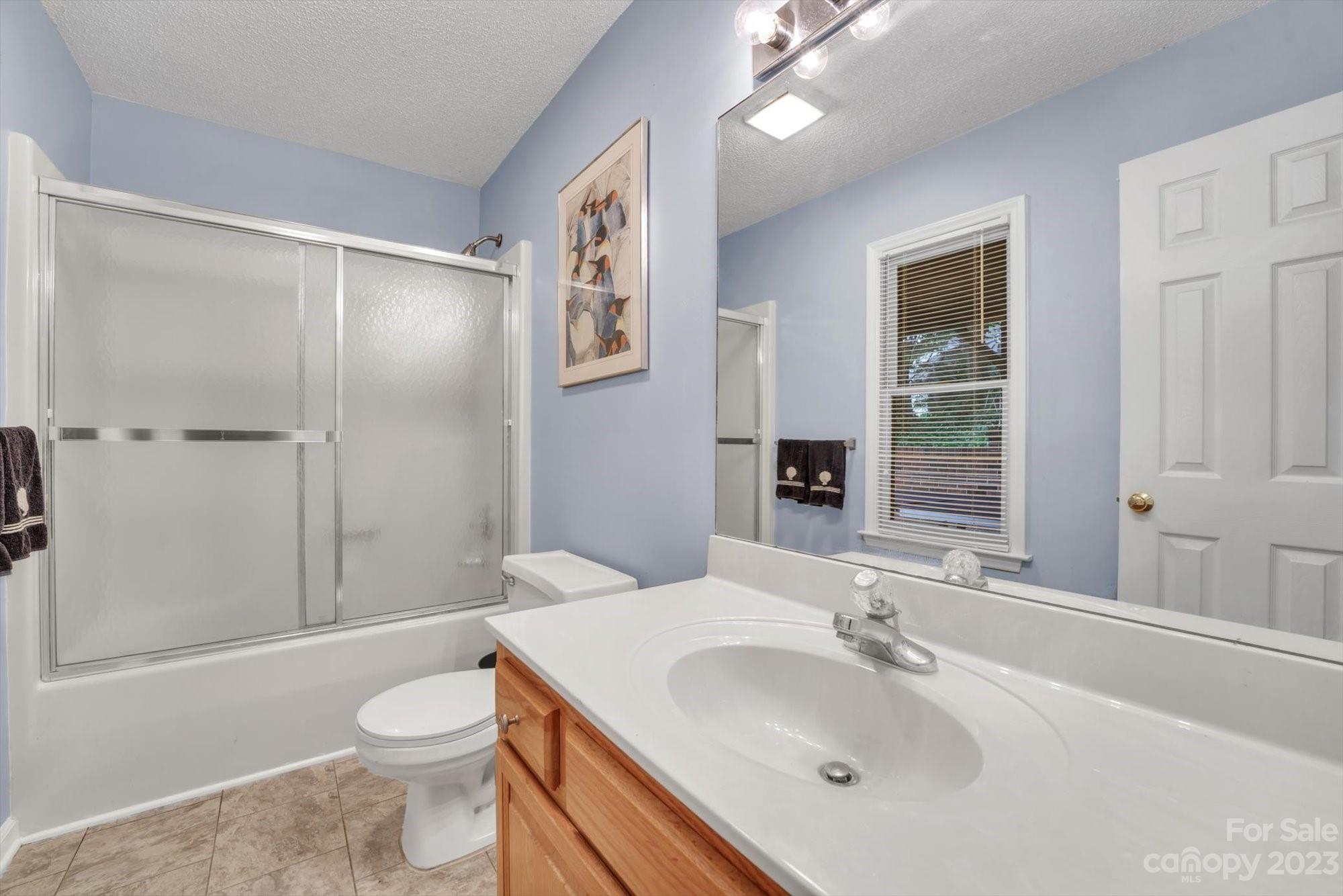 Laurel Pointe - Residential