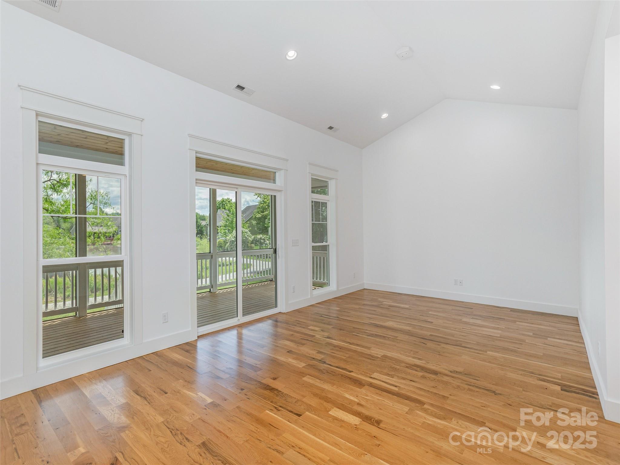 76 Foundry Lane