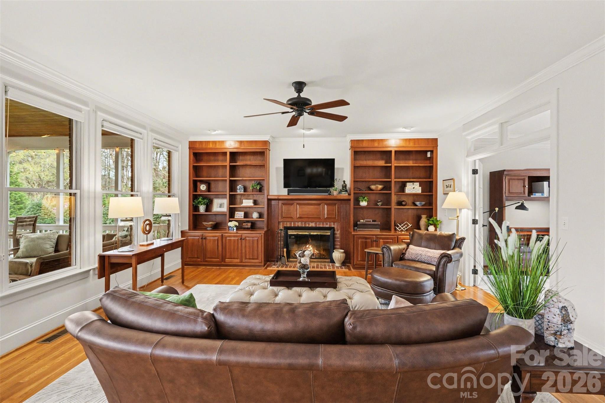 8710 Oakthorpe Drive