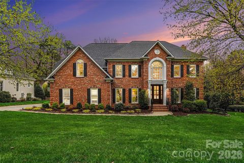 8710 Oakthorpe Drive Charlotte NC 28277