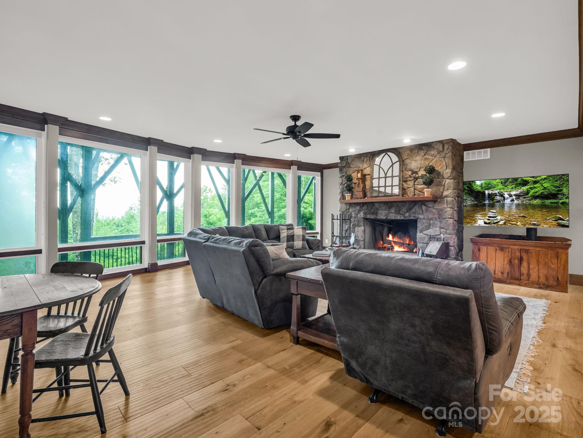 Connestee Falls - Residential