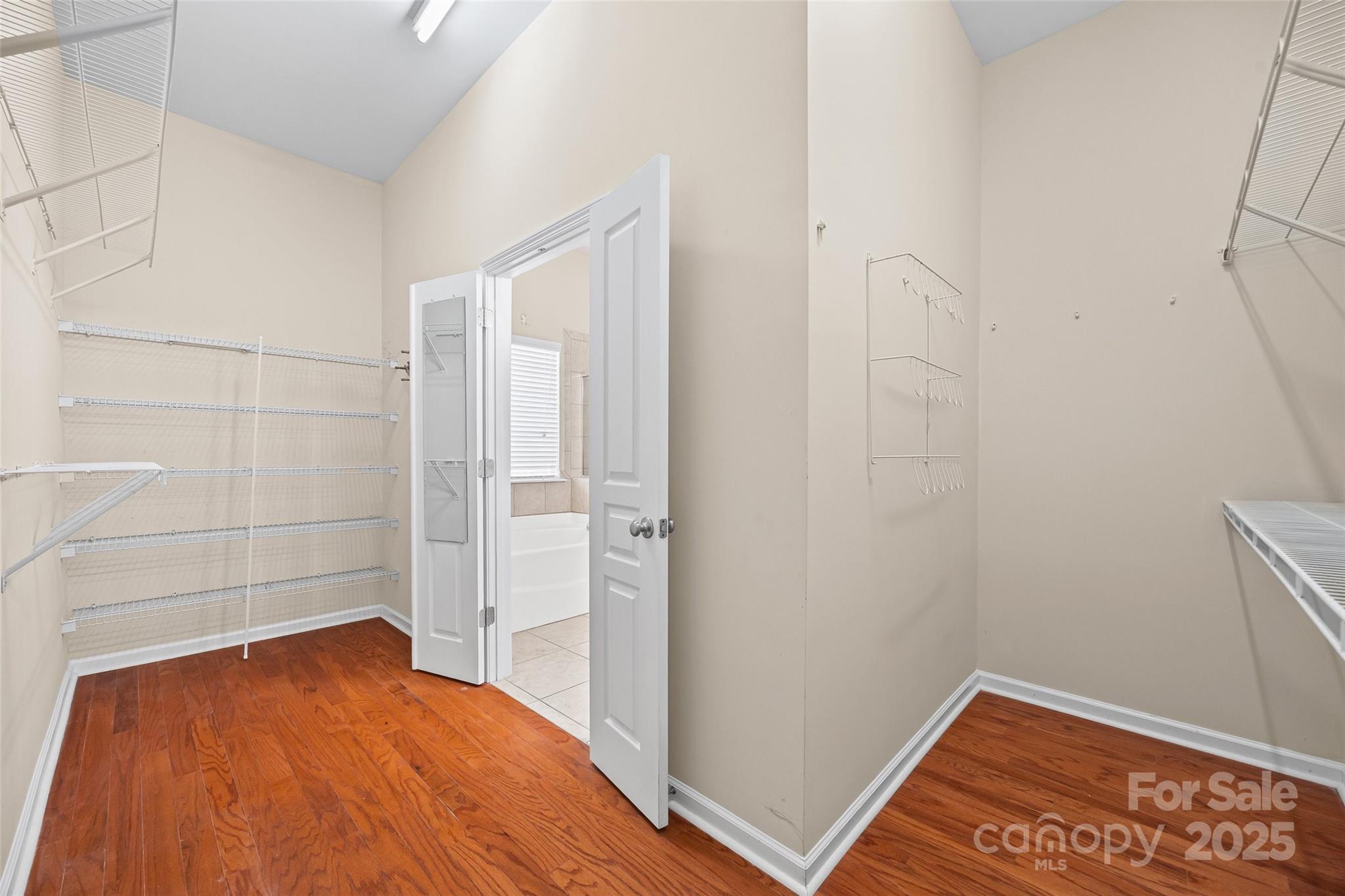 Lakeshore - Residential