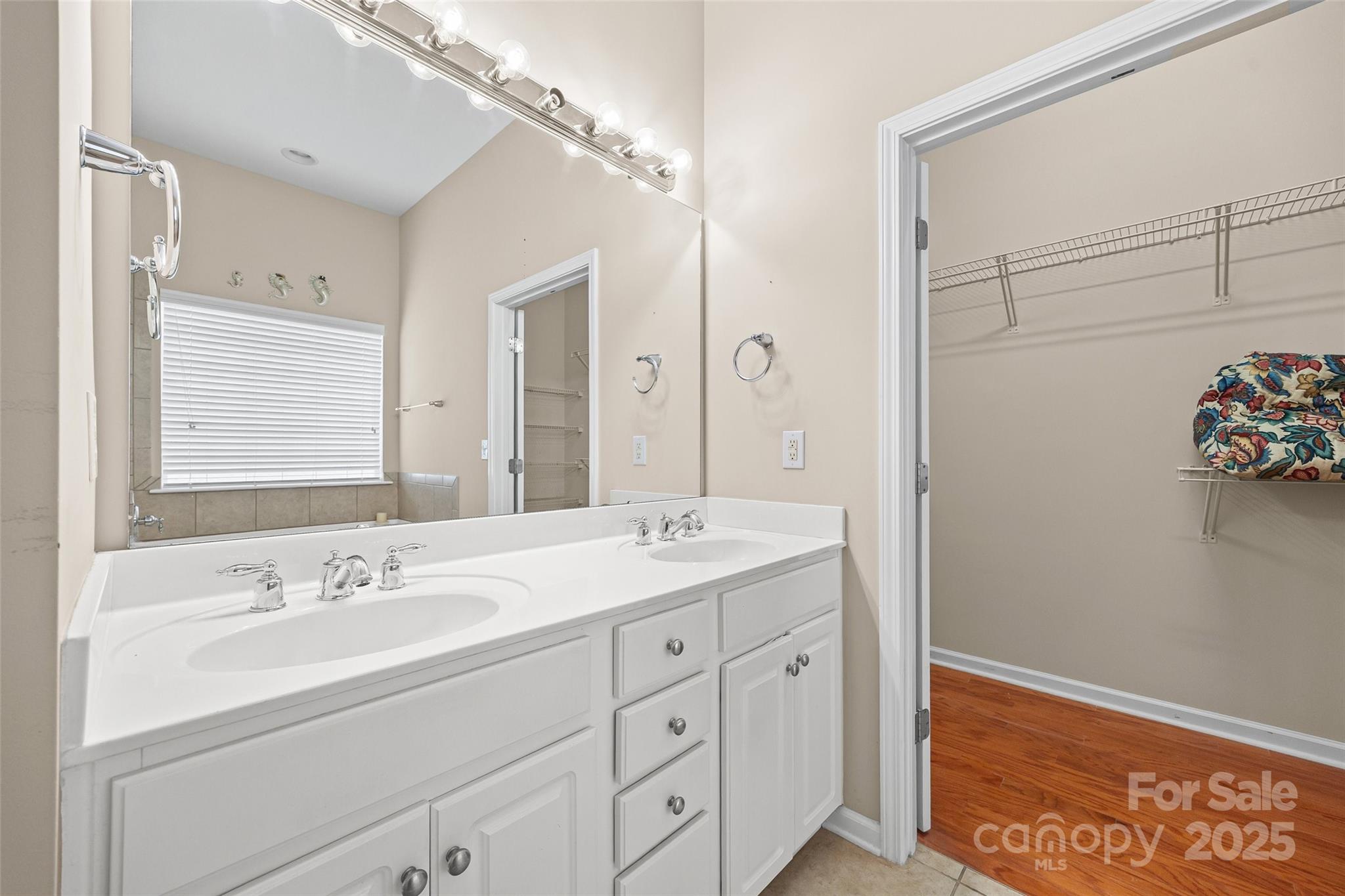 Lakeshore - Residential