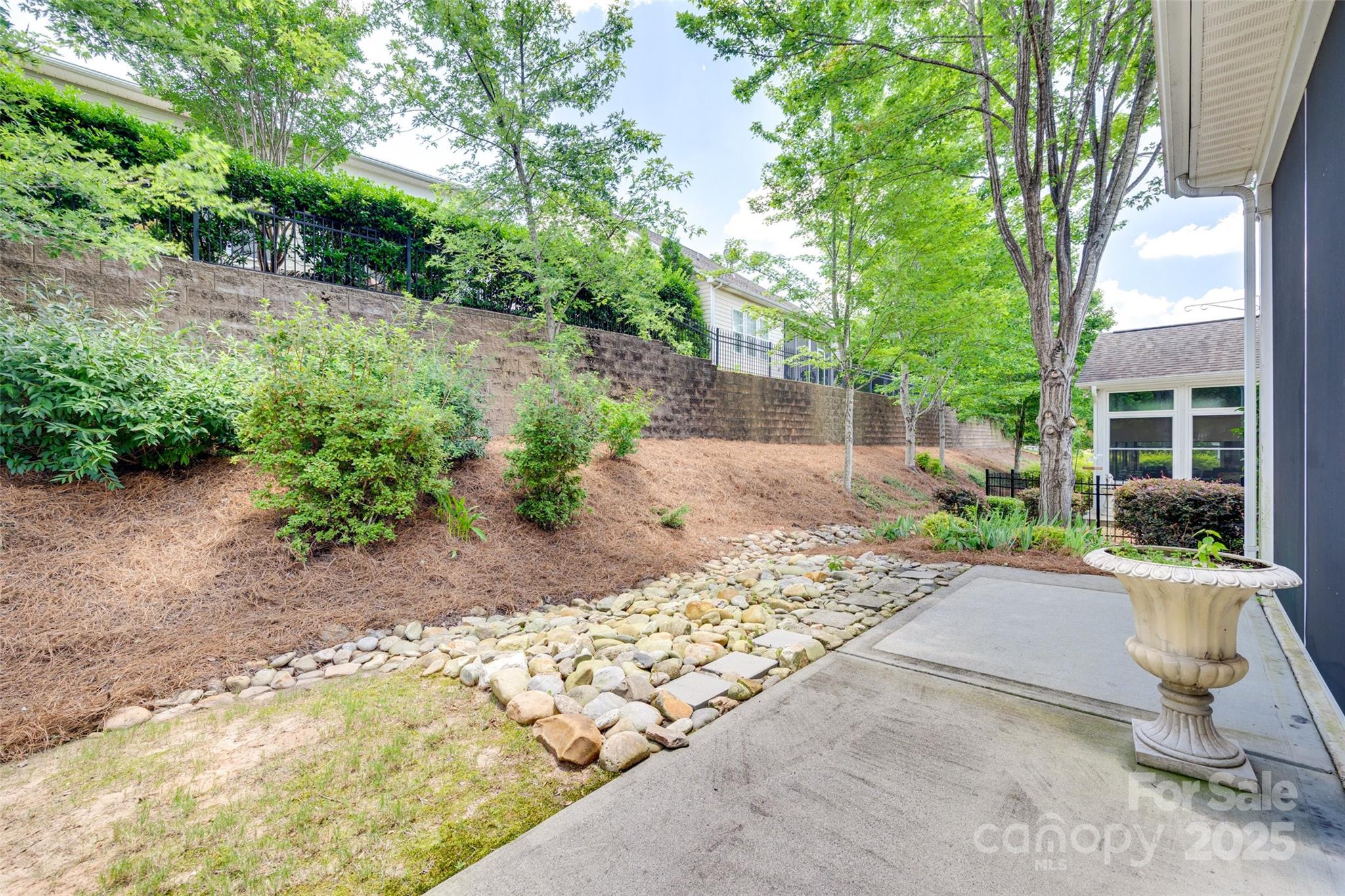 Lakeshore - Residential