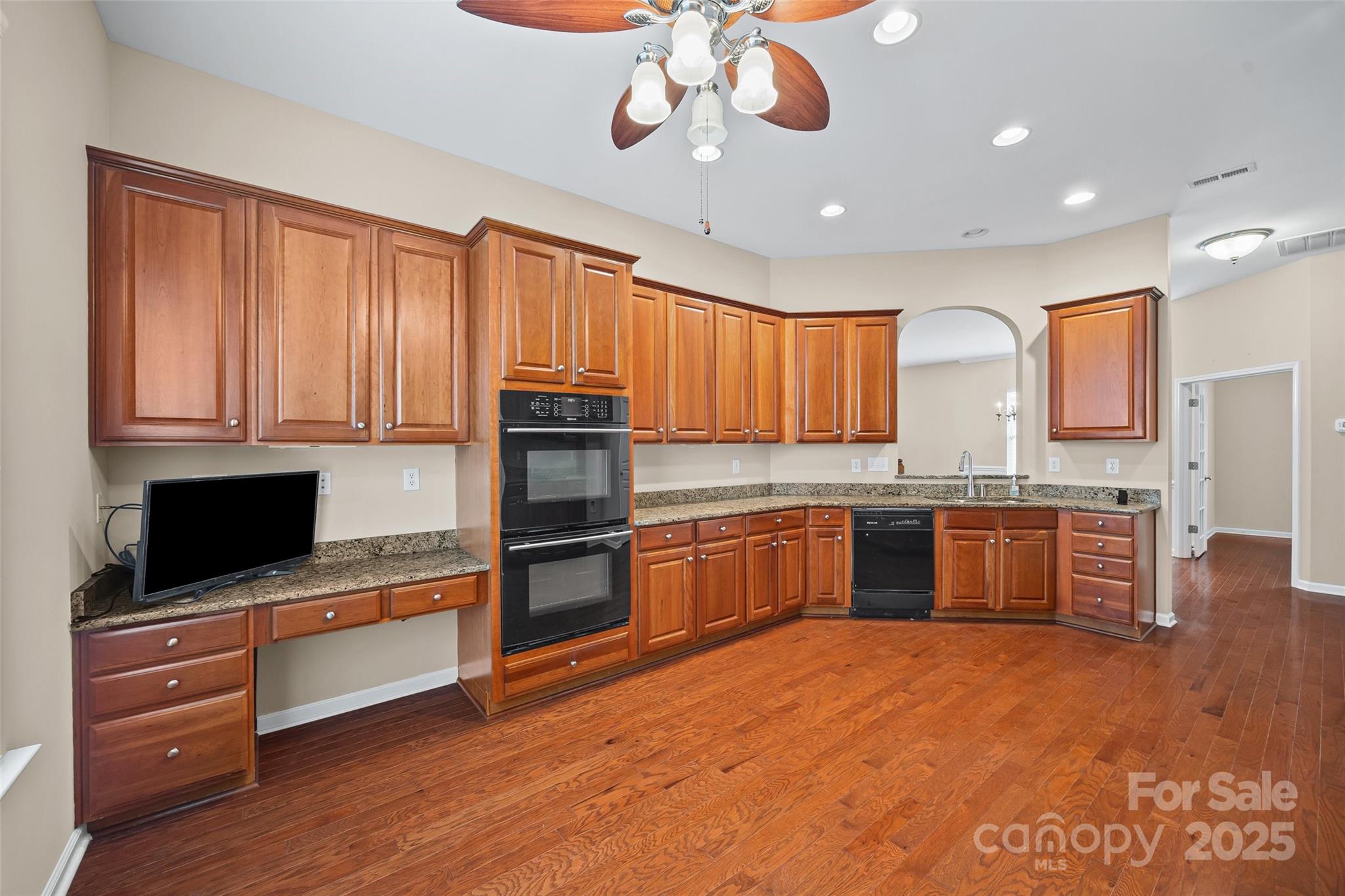 Lakeshore - Residential