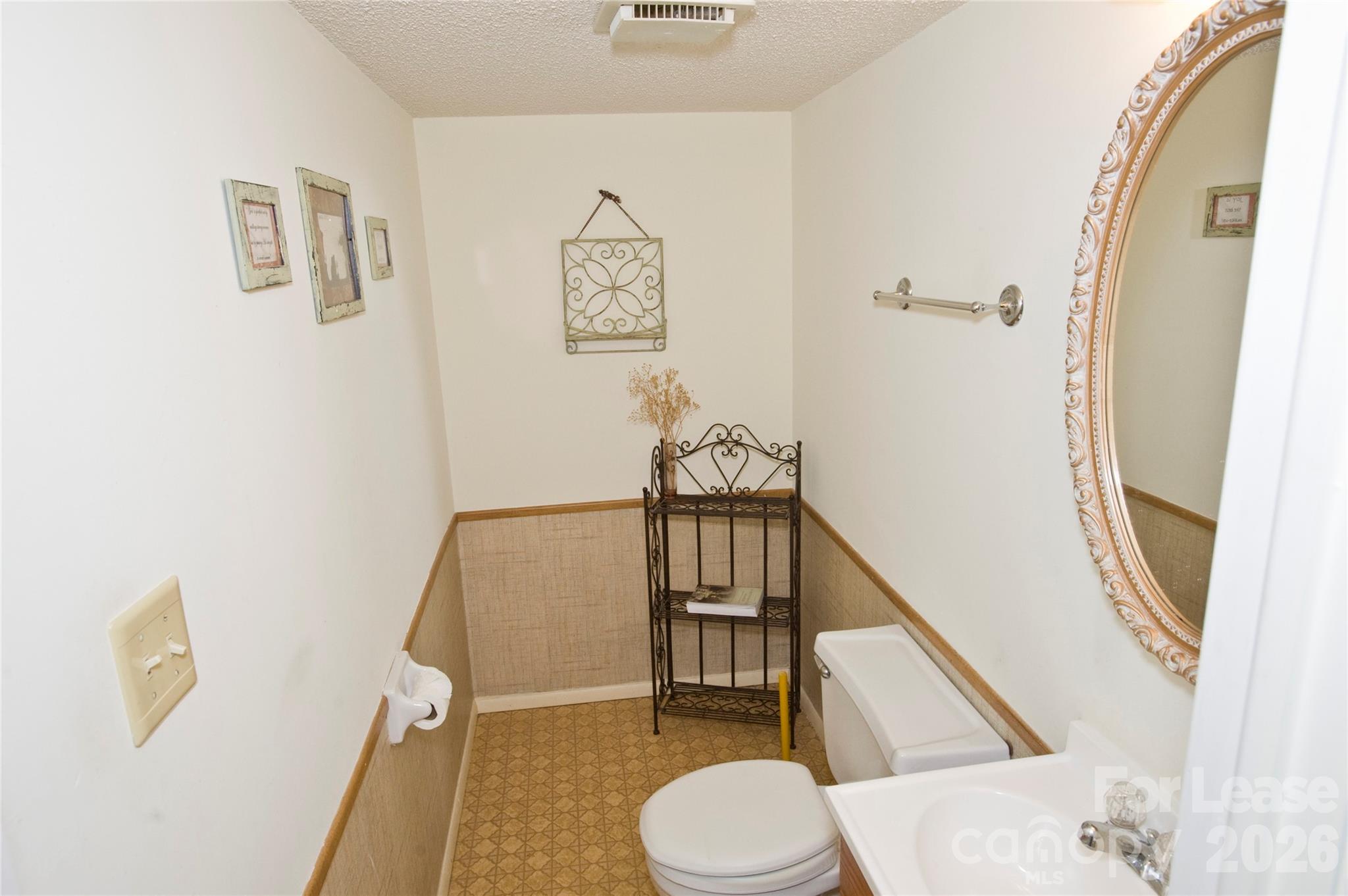 College Downs - Residential Lease