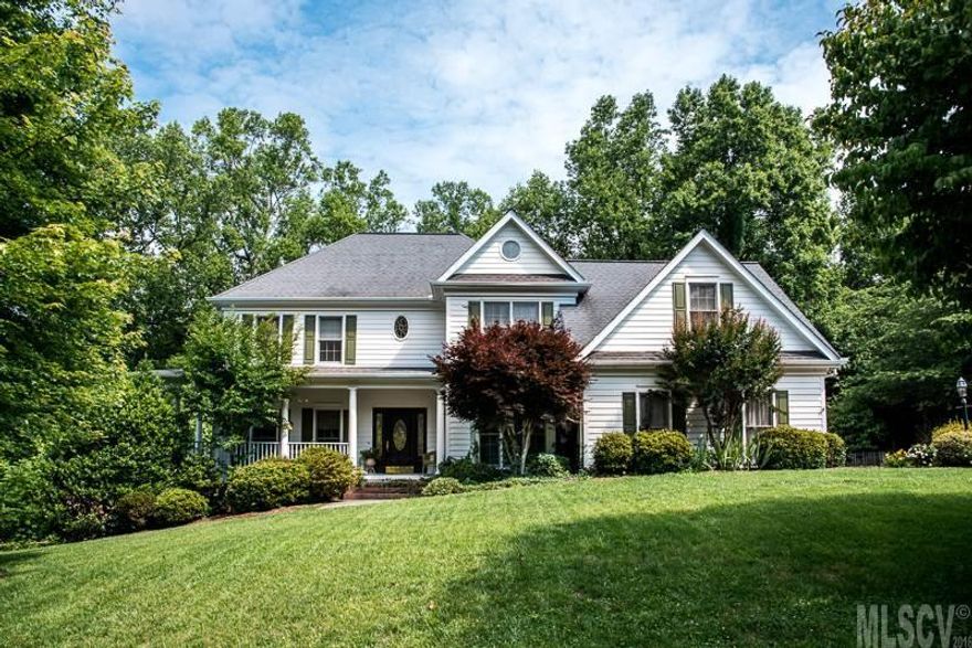 Lovely home in NW Hickory with 30' front porch. Excellent location. Main level features 9' ceilings, living room, dining room, kitchen, vaulted great room with fireplace, guest bedroom & full bath. Second level offers master suite, 3 additional bedrooms & full bath. Basement with finished recreation room, full bath & tons of storage. End of cul-de-sac location. Deck overlooks private rear yard.