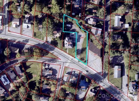 Photo of 865 Haywood Road, Asheville, NC 28806 (MLS # 4322101)