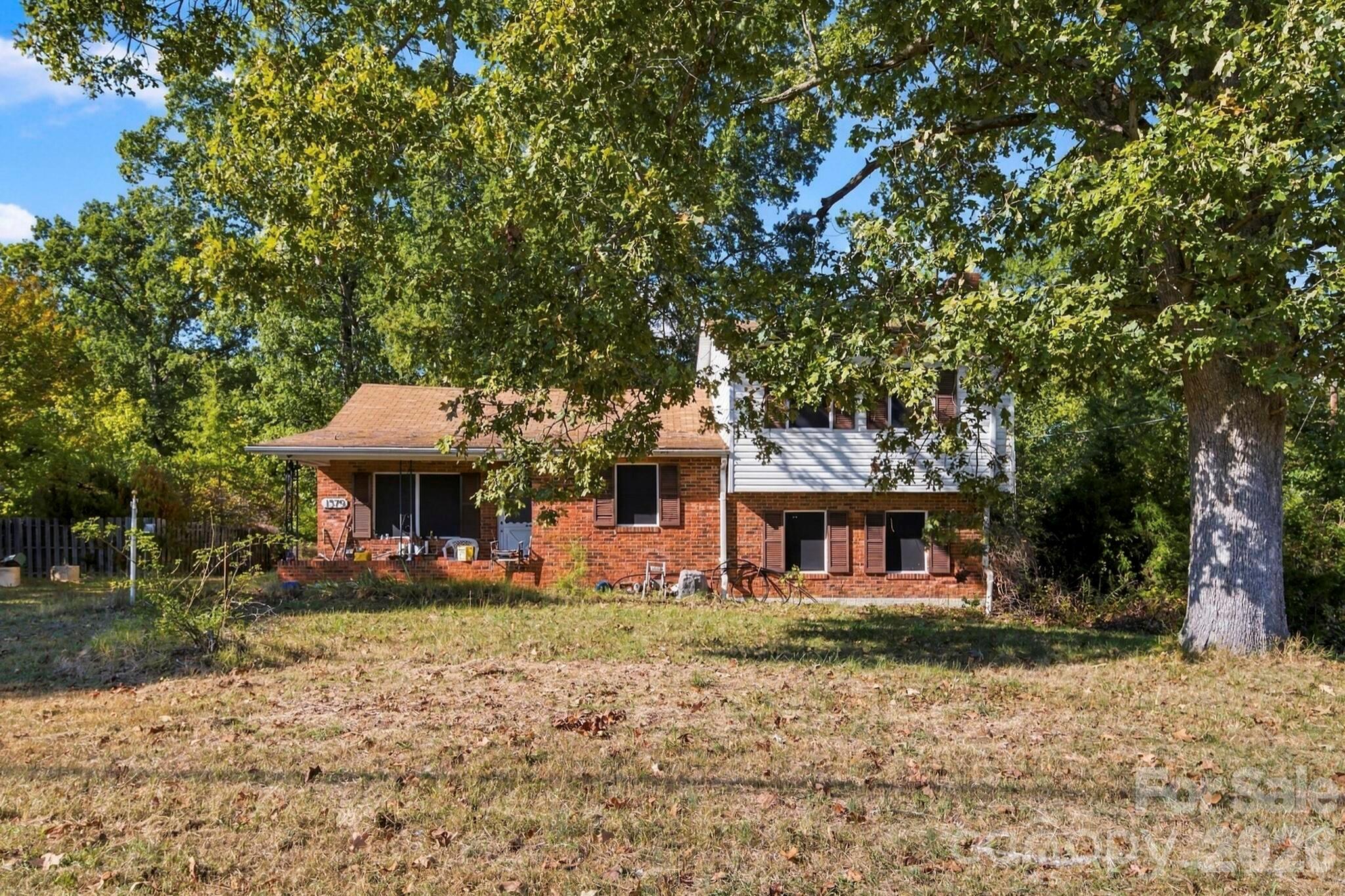 1379 N Old Greensboro Road