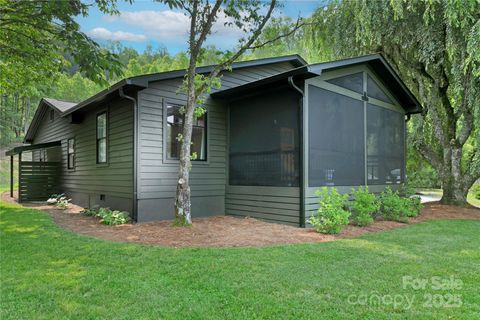 903 Middlefork Road Brevard NC 28712
