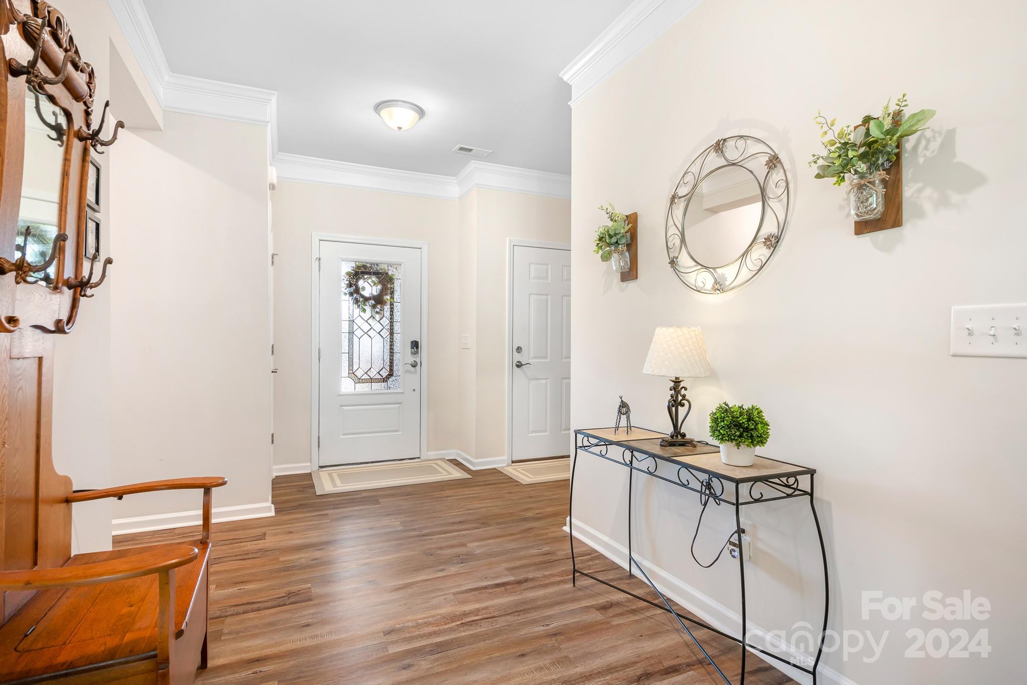 Imagery On Mtn Island - Residential