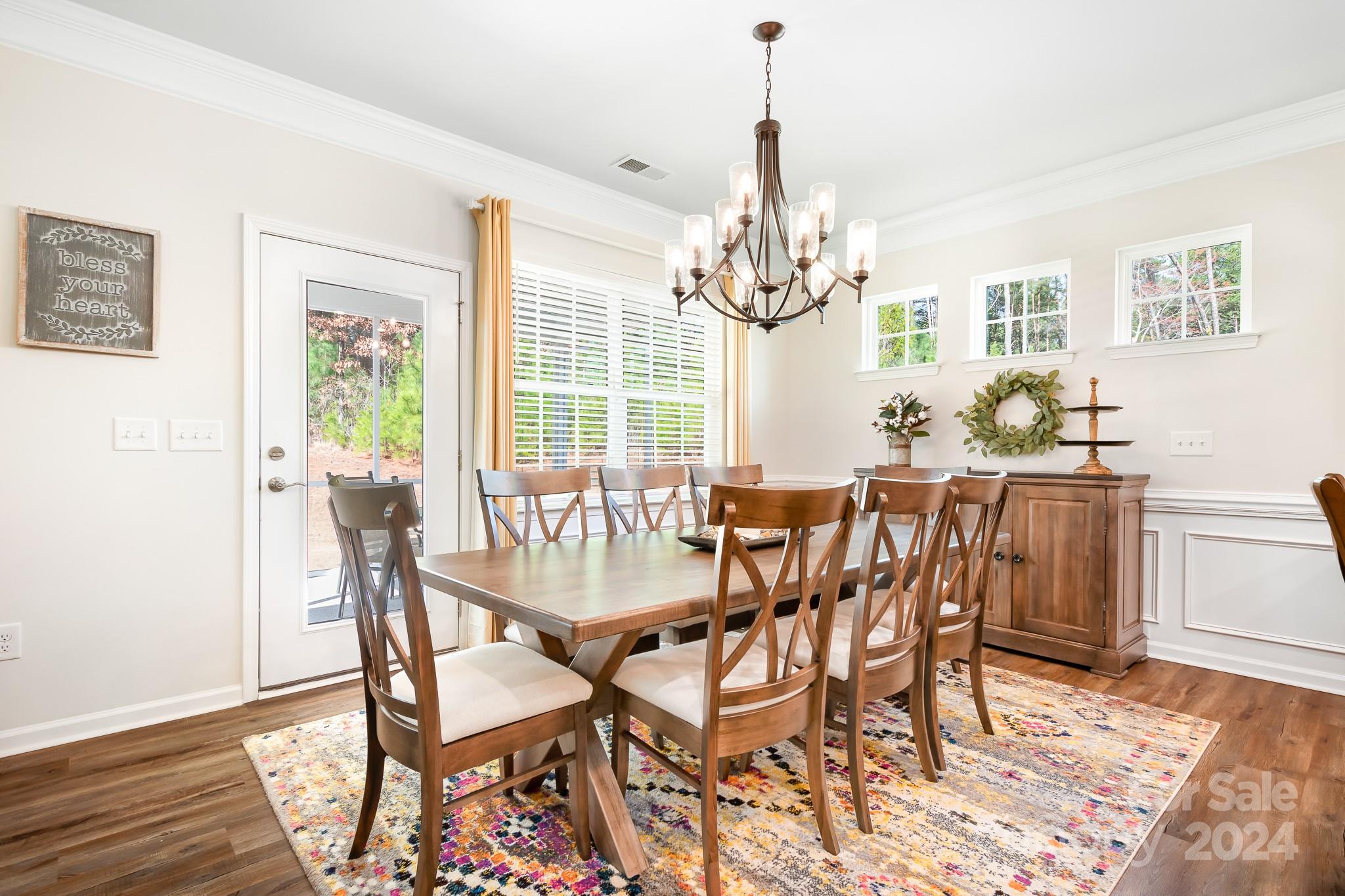 Imagery On Mtn Island - Residential