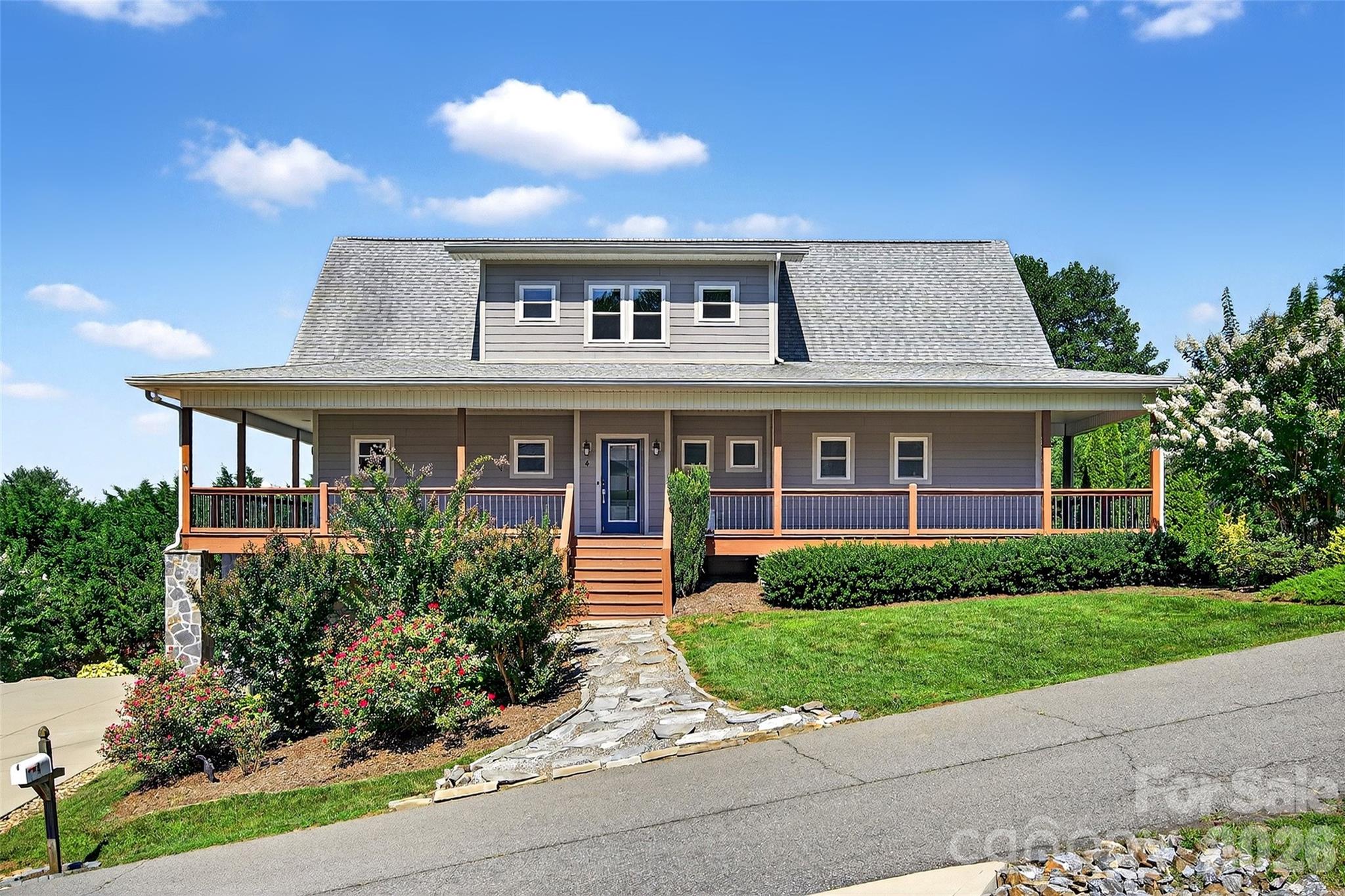 4 Stars Forever Drive