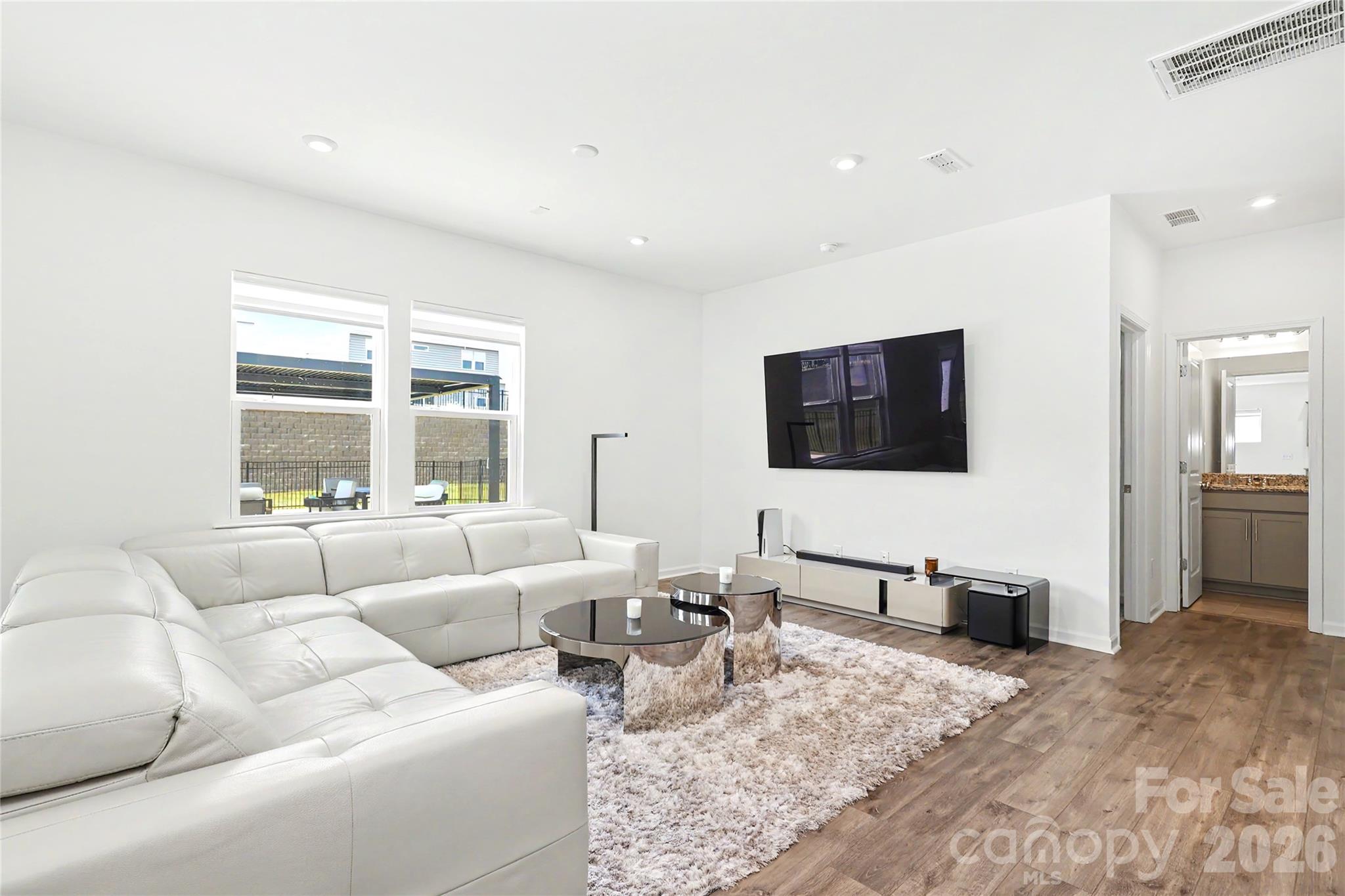 11122 Glasden Road