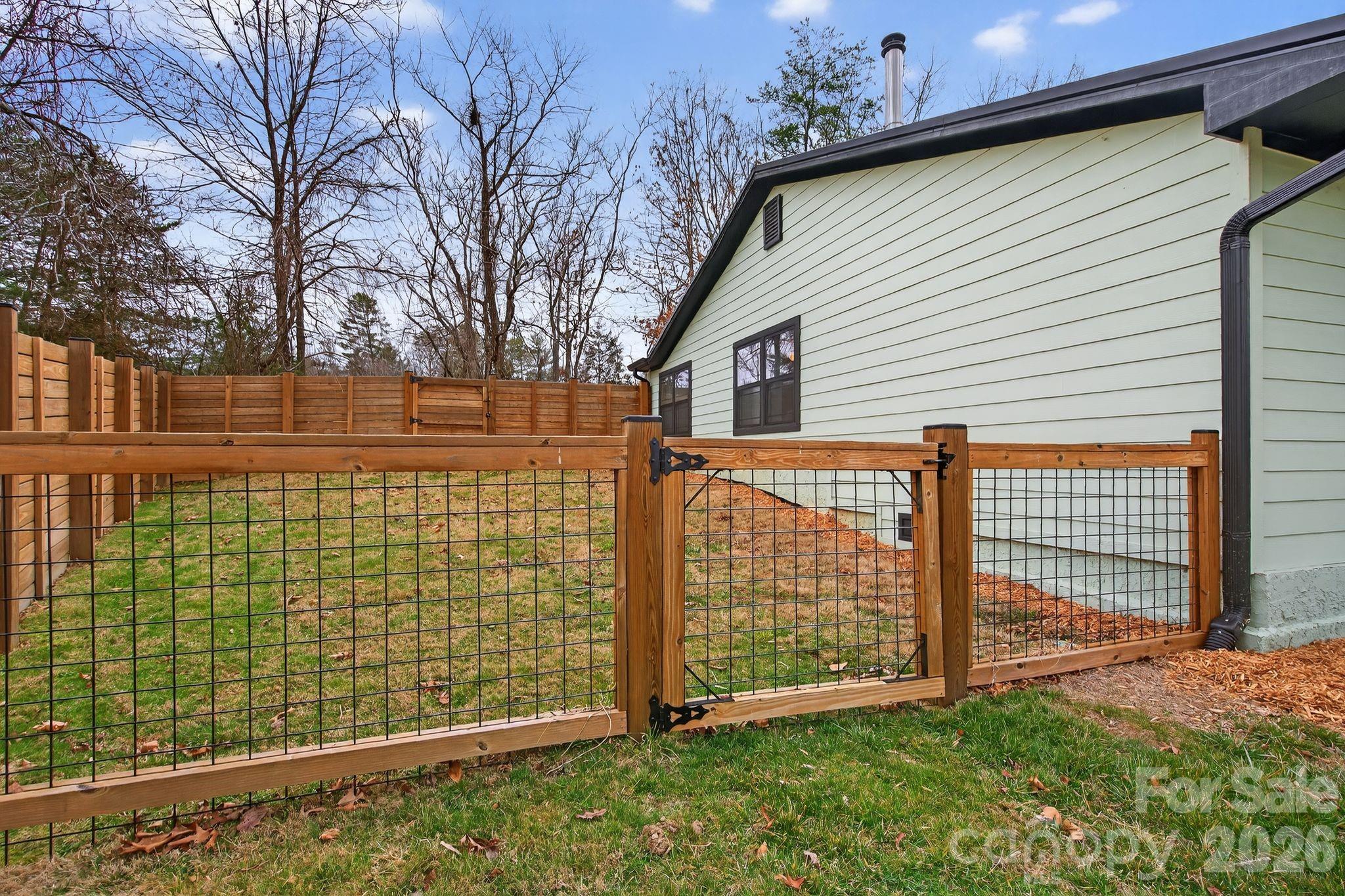 Haw Creek - Residential