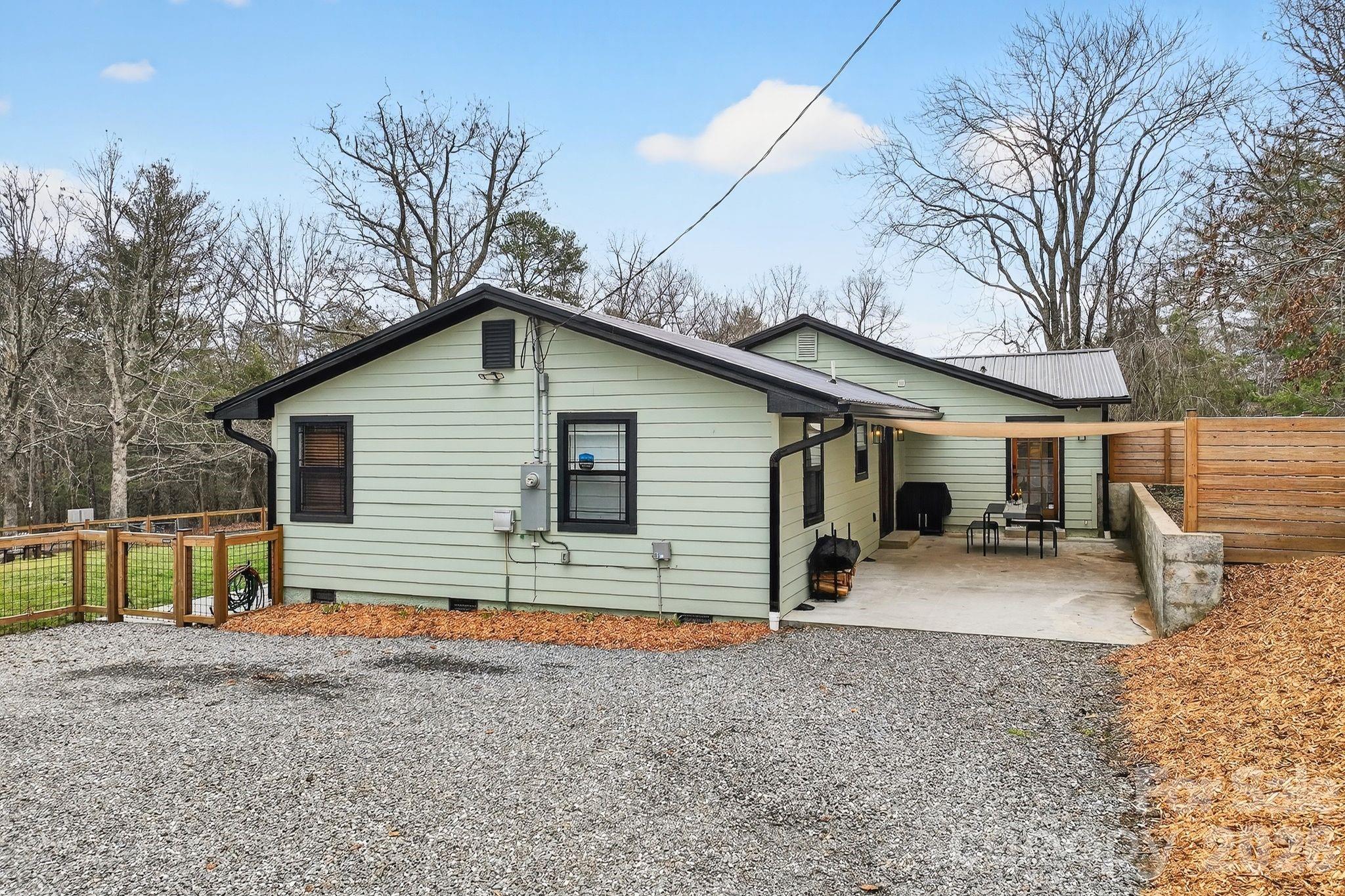 Haw Creek - Residential