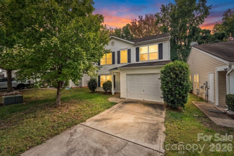 Photo of 2636 Cochrane Drive, Charlotte, NC 28269 (MLS # 4434412)