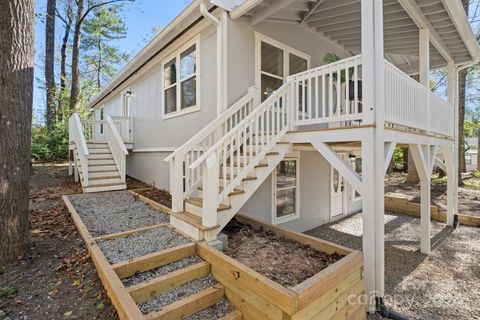 A home in Hendersonville