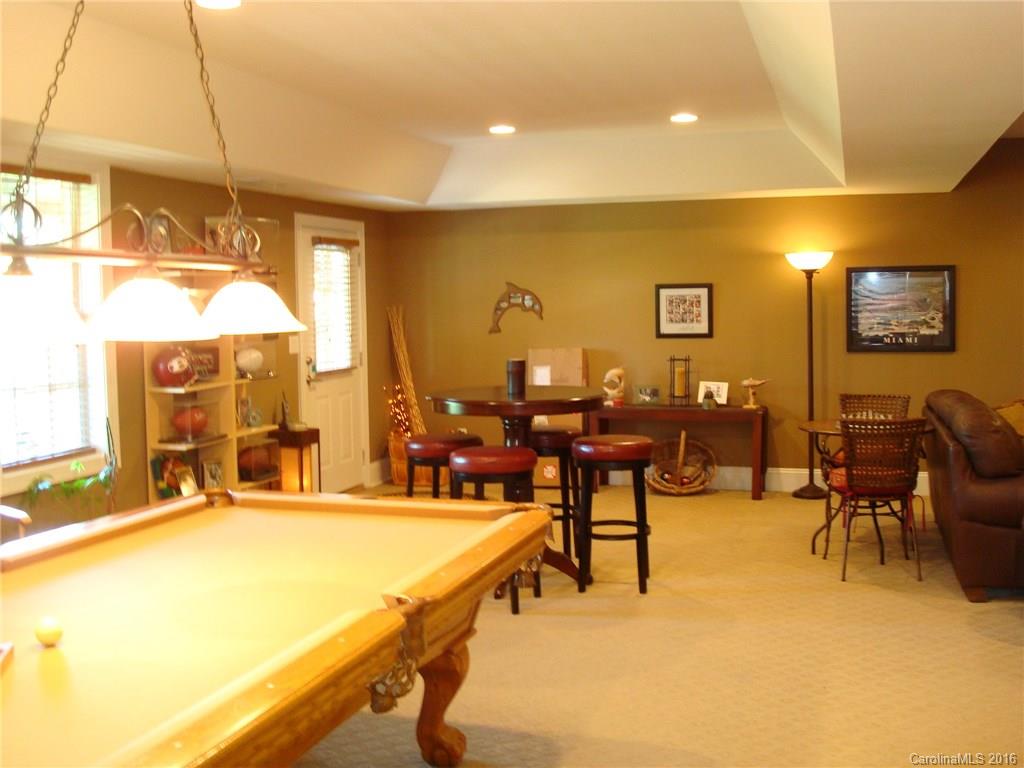 Ivy Ridge at Ballantyne - Residential Lease