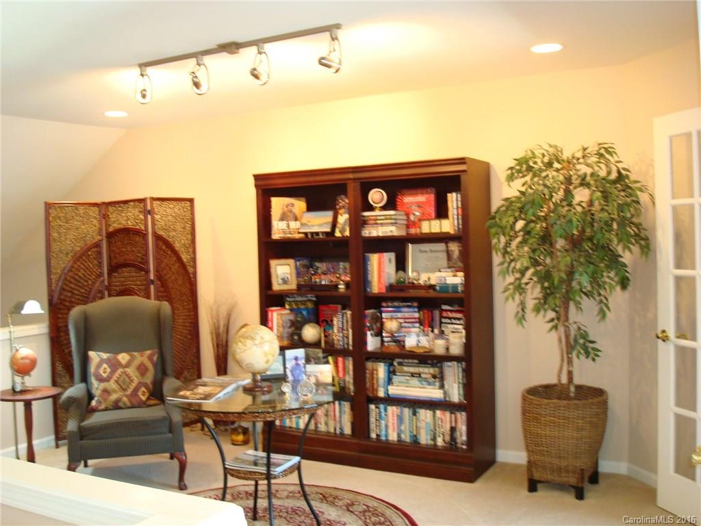 Ivy Ridge at Ballantyne - Residential Lease