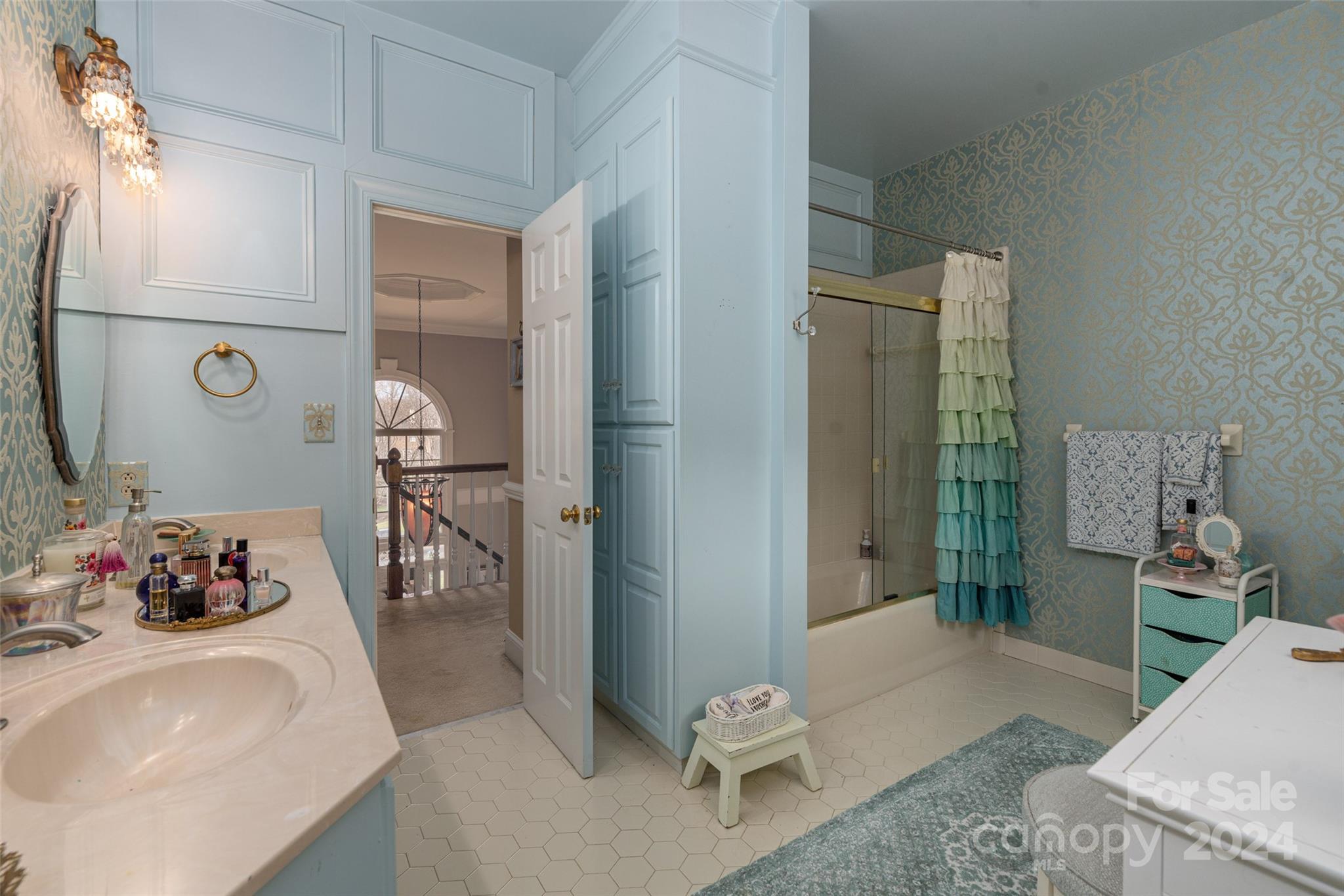 Rosecliff - Residential