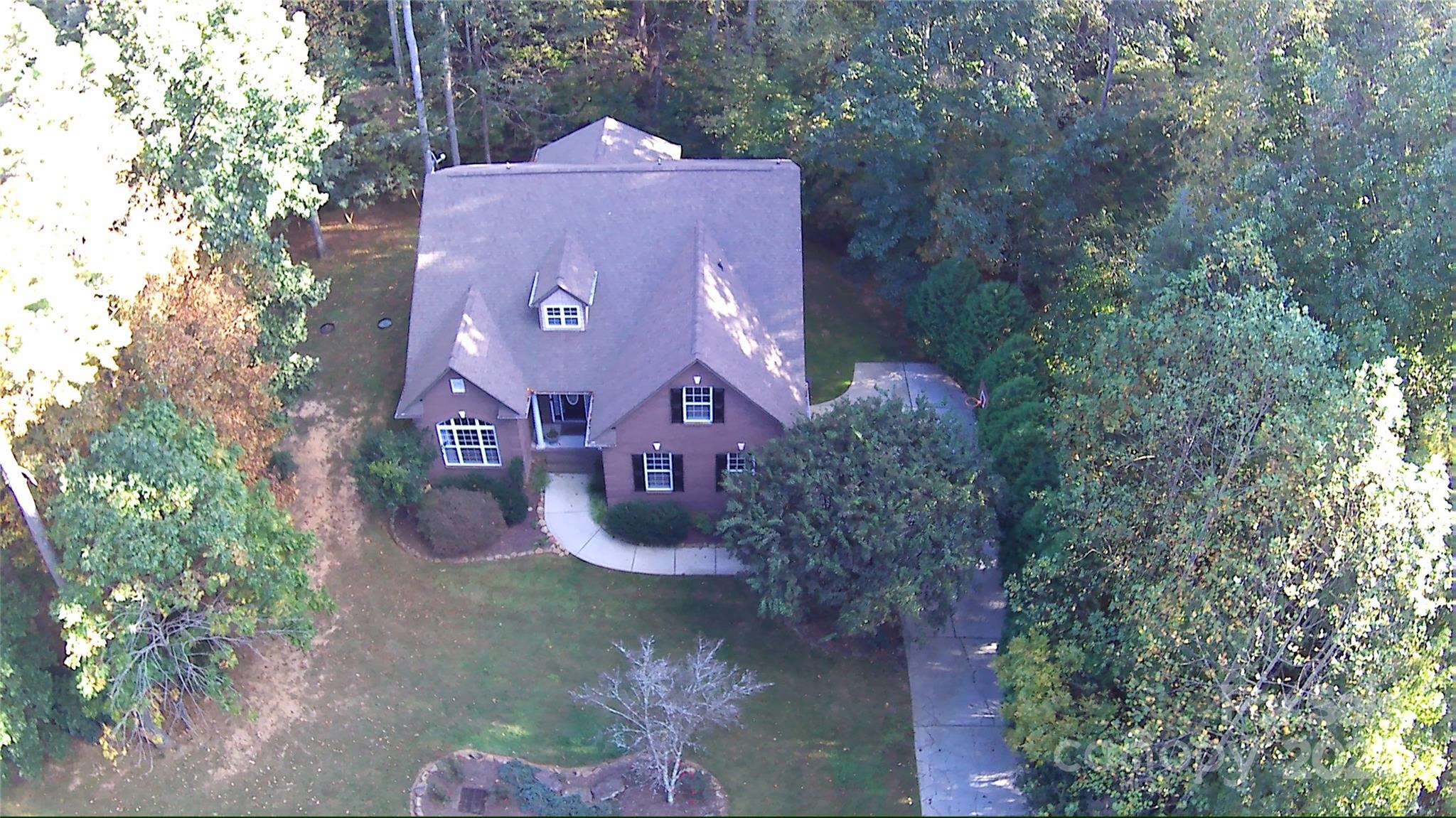 207 Streamside Place