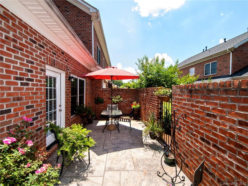 Beacon Knoll - Residential