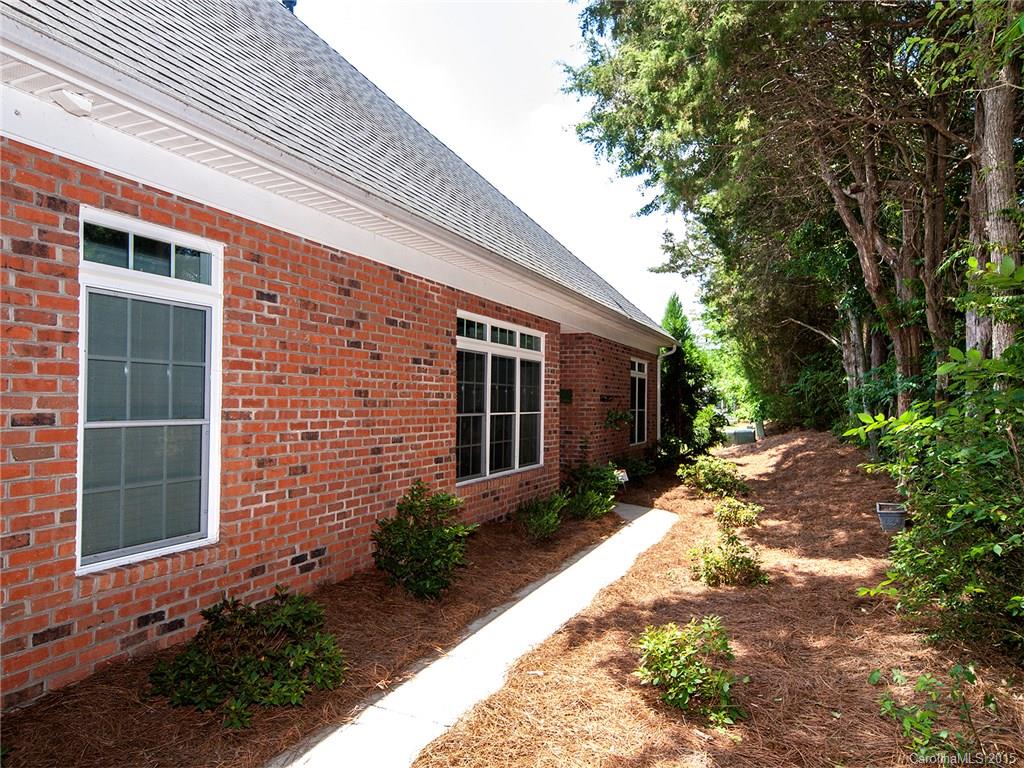 Beacon Knoll - Residential