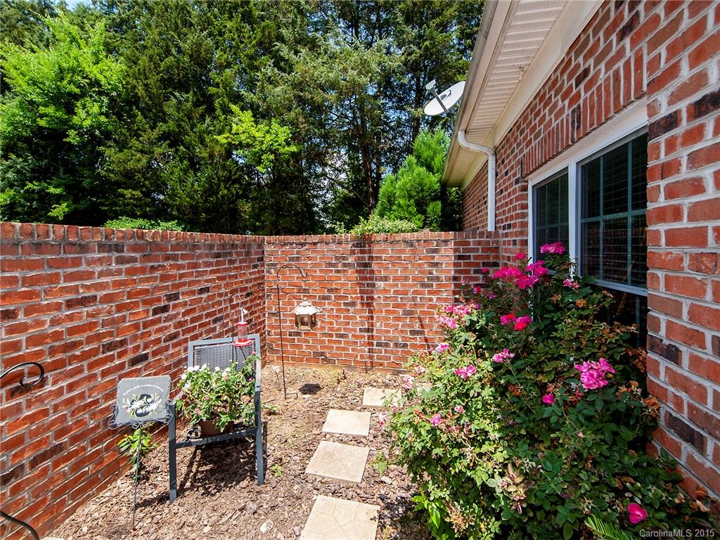 Beacon Knoll - Residential