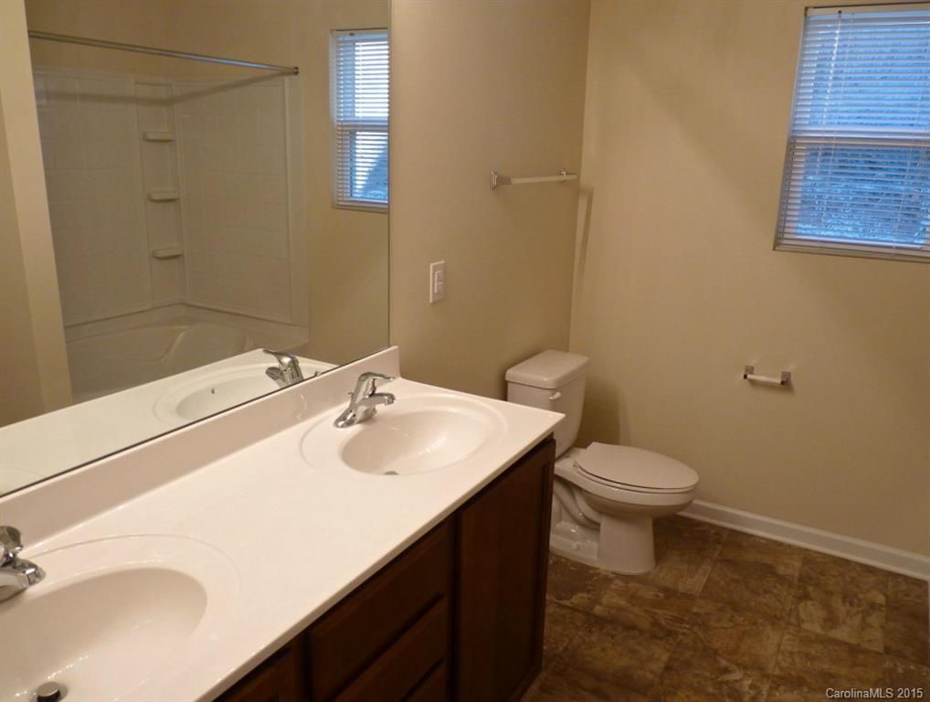 Autumn Woods - Residential Lease