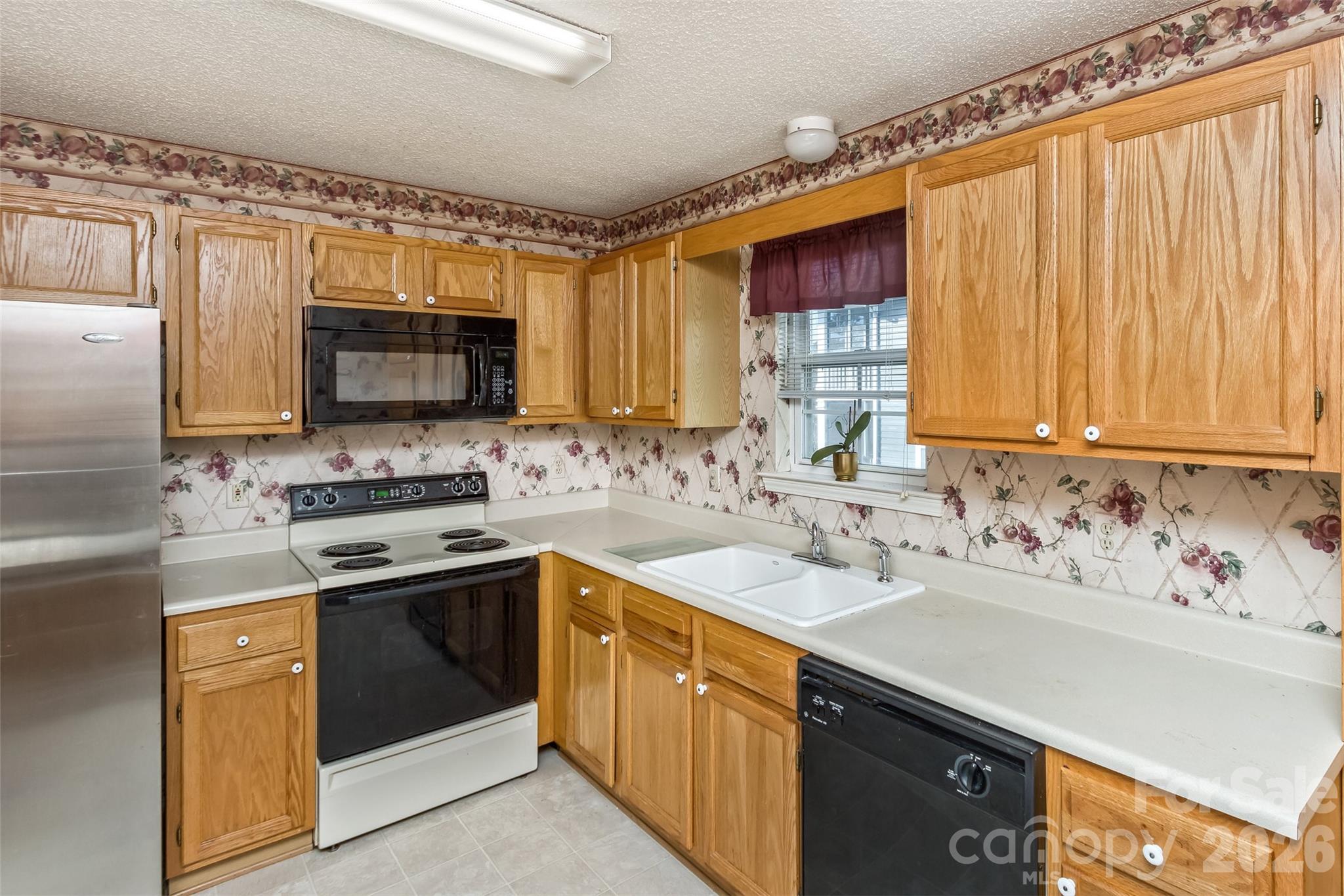 3305 Idle Hour Drive