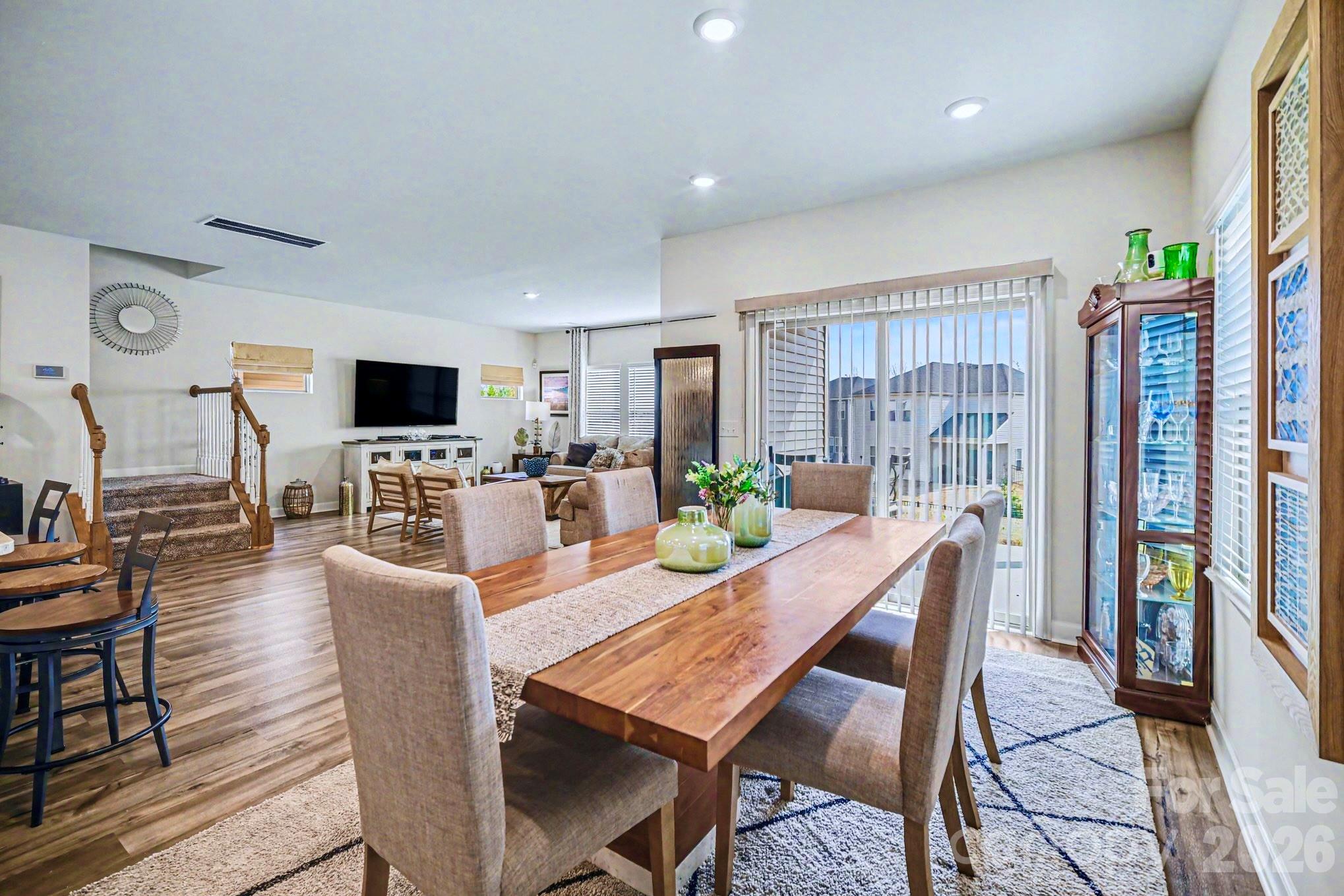 Larkhaven Hills - Residential