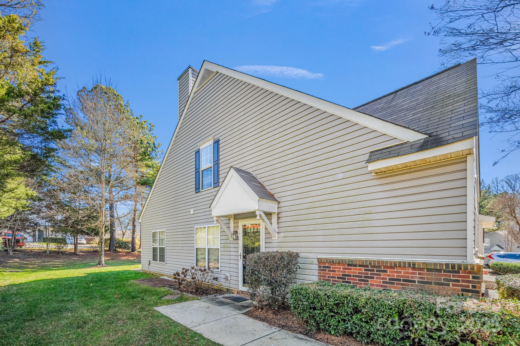 Huntington Ridge - Residential